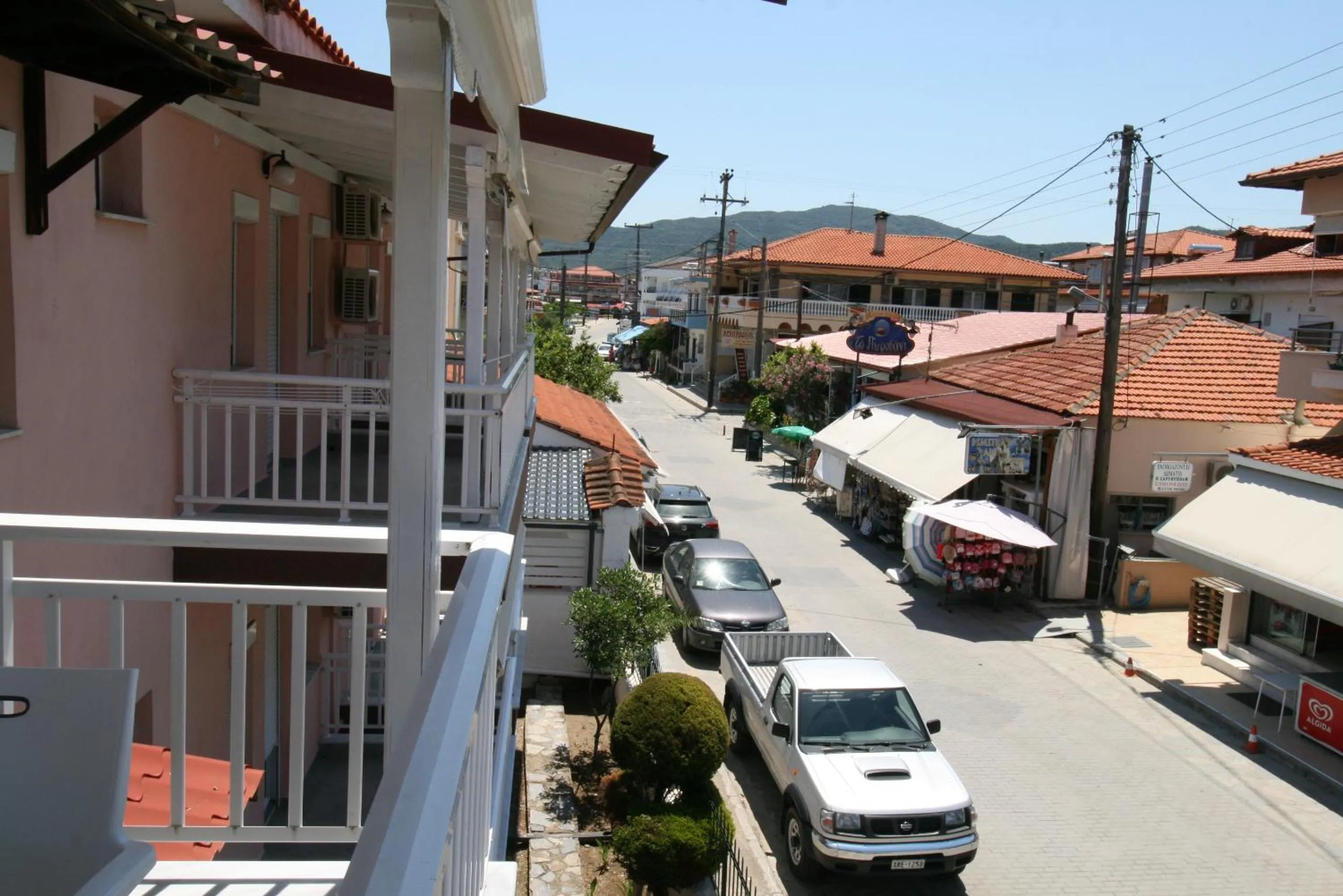 Balcony/Terrace in SARTI CENTER studios