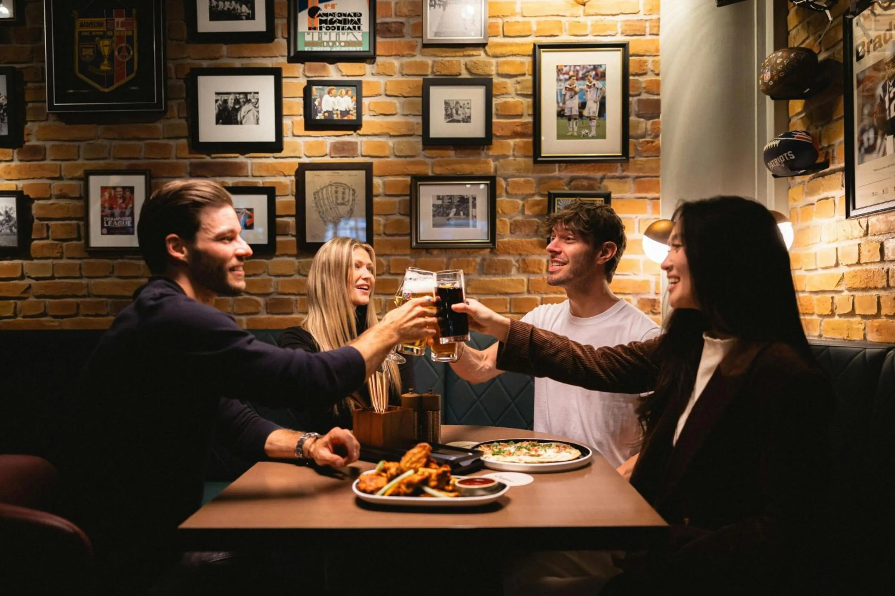 Restaurant/places to eat in Munich Marriott Hotel