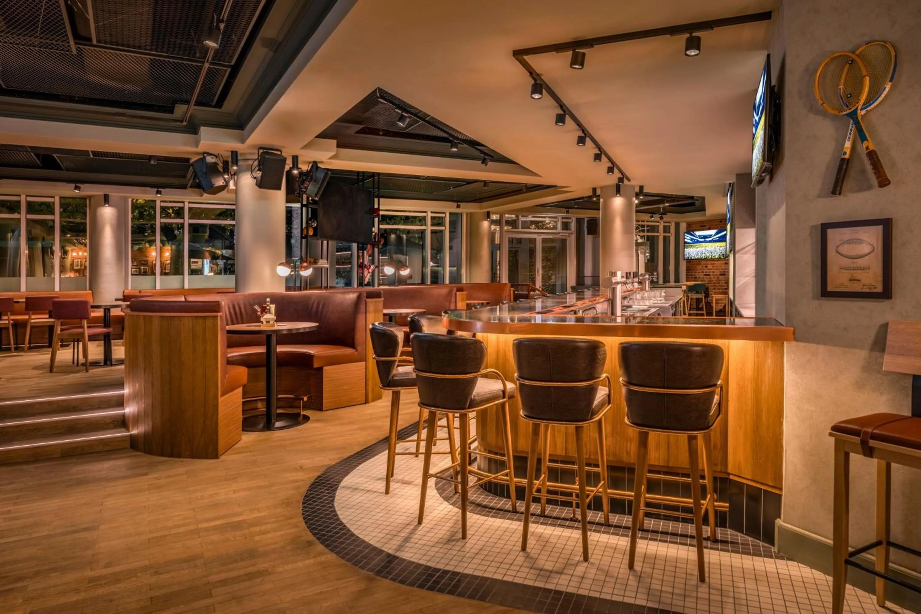 Restaurant/places to eat in Munich Marriott Hotel