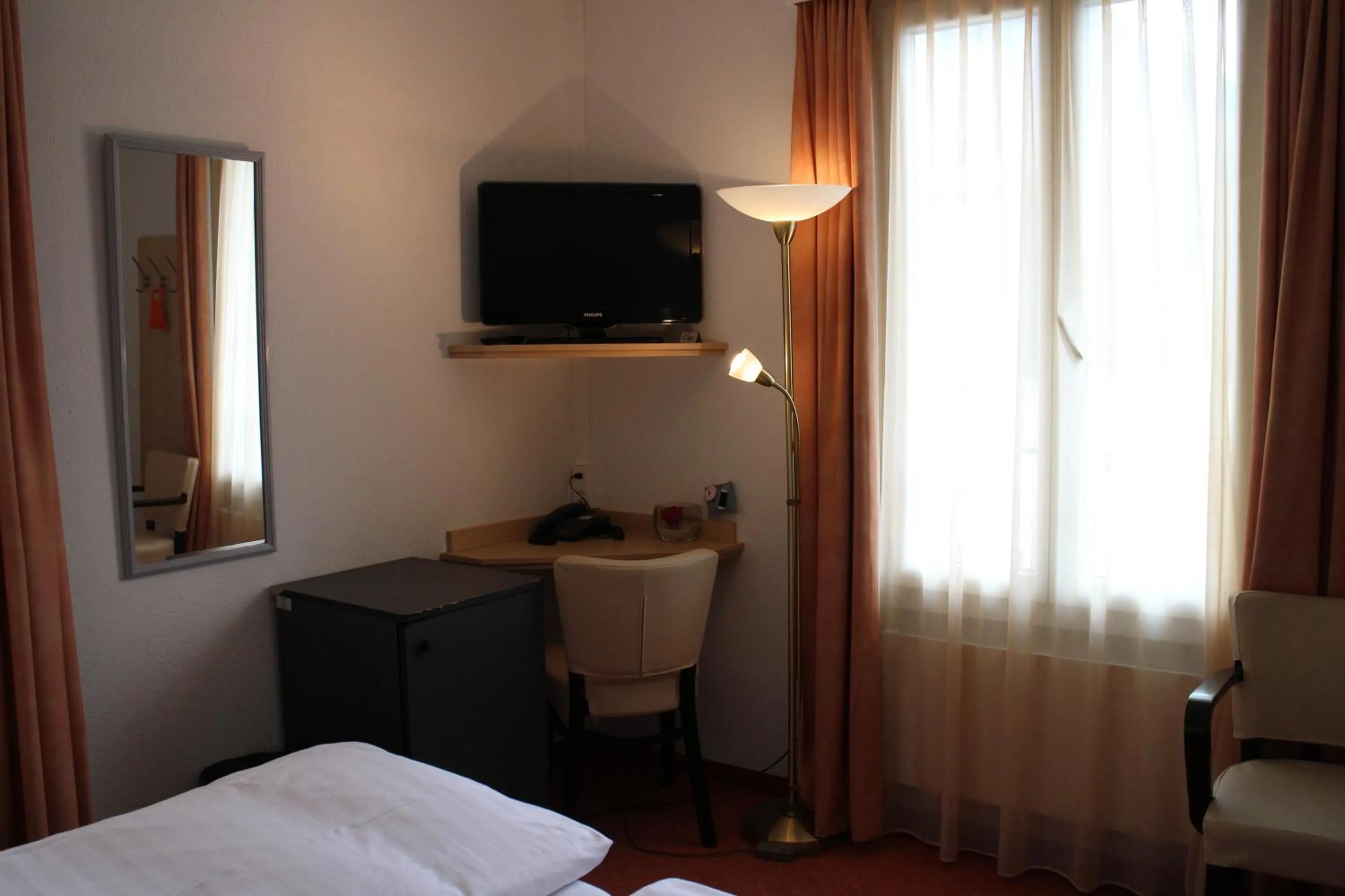 Photo of the whole room, Bed in Hotel Rigi Vitznau