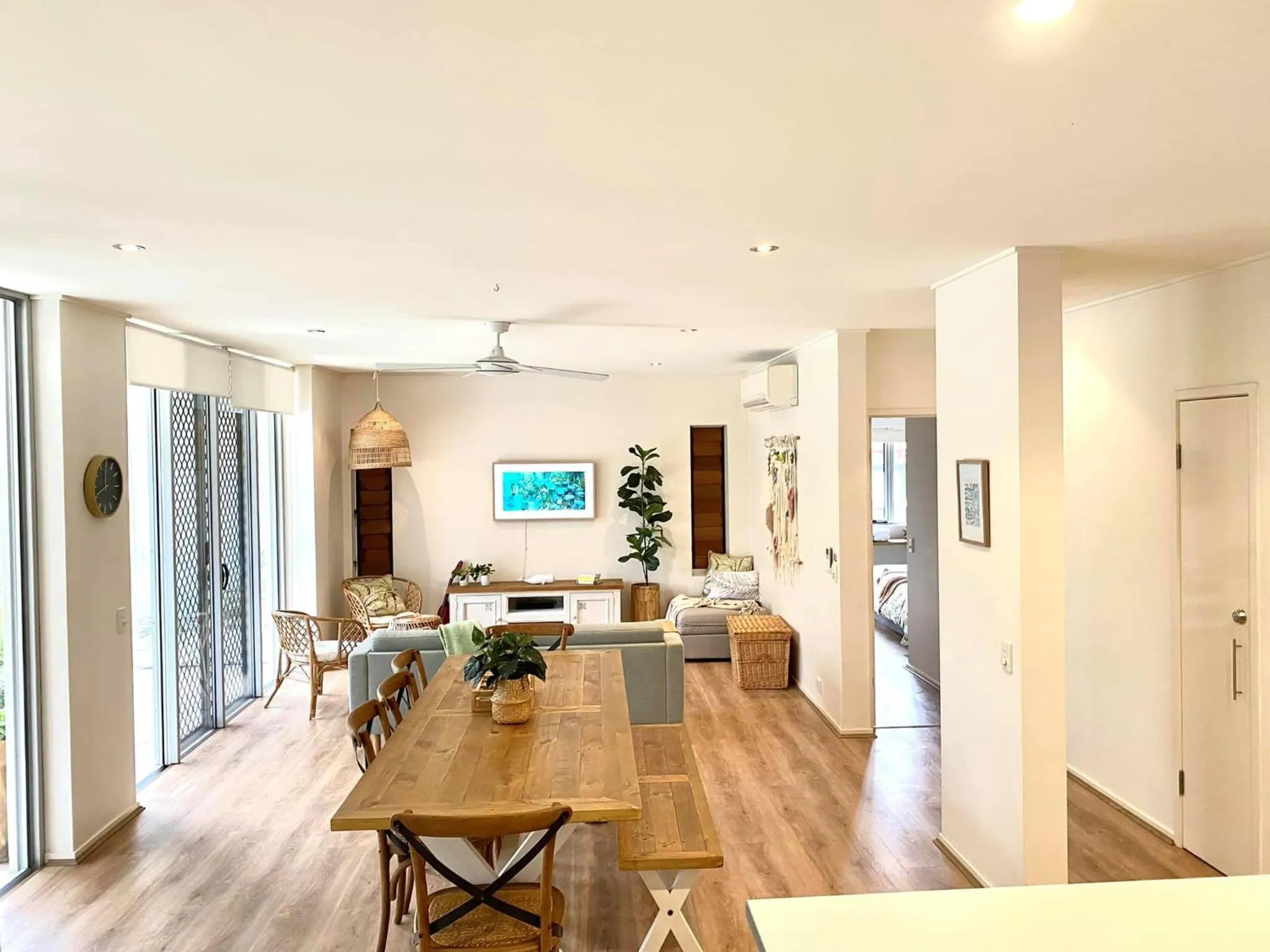 Large Family Sized Unit with Watersports, Maroochy River, Lagoon, and Beach Access