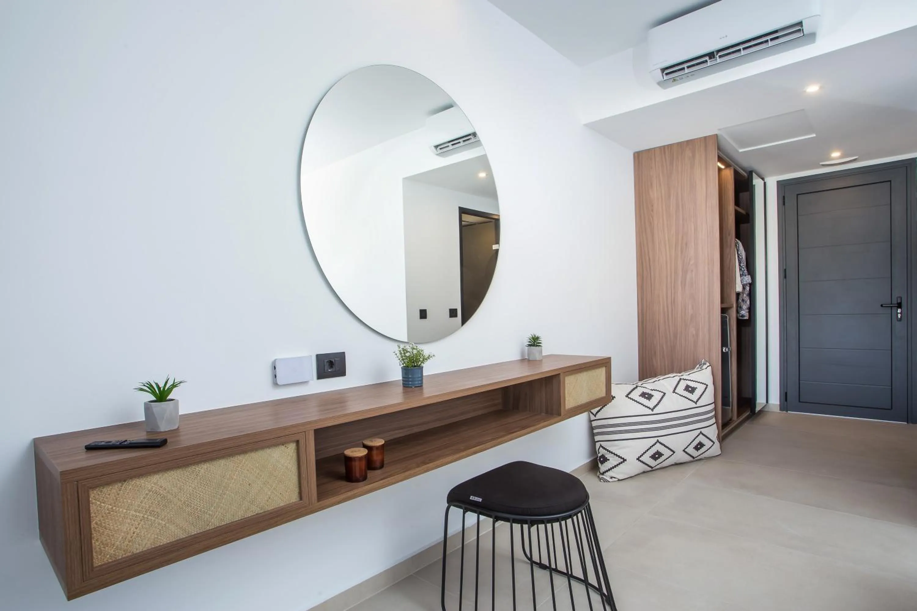 TV and multimedia in Vanik Suites