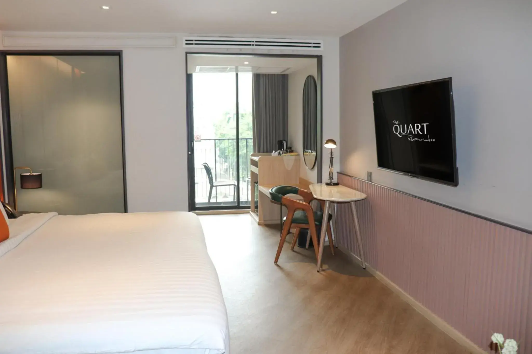 Bed in The Quart Ruamrudee by UHG Bed in The Quart Ruamrudee by UHG