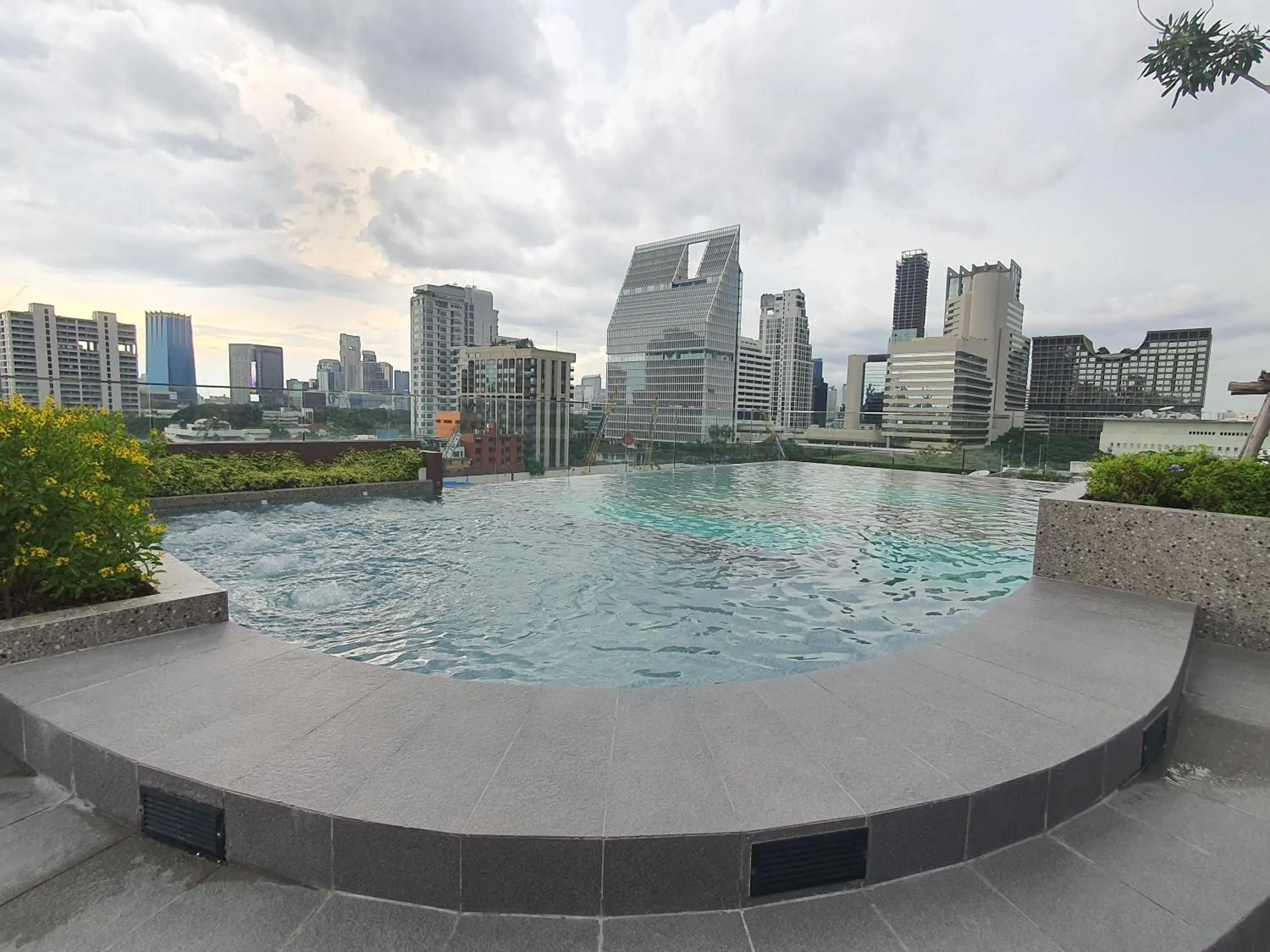 The Quart Ruamrudee by UHG The Quart Ruamrudee by UHG