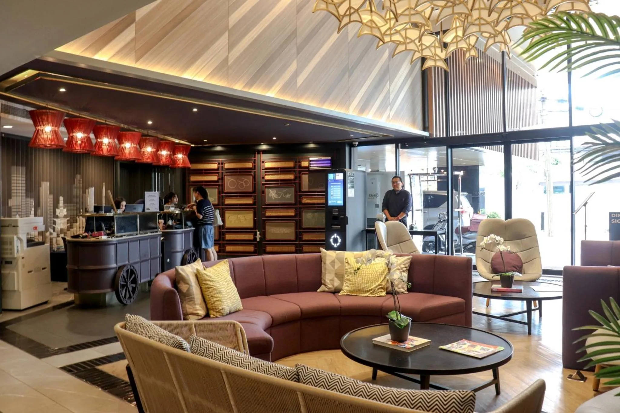 The Quart Ruamrudee by UHG