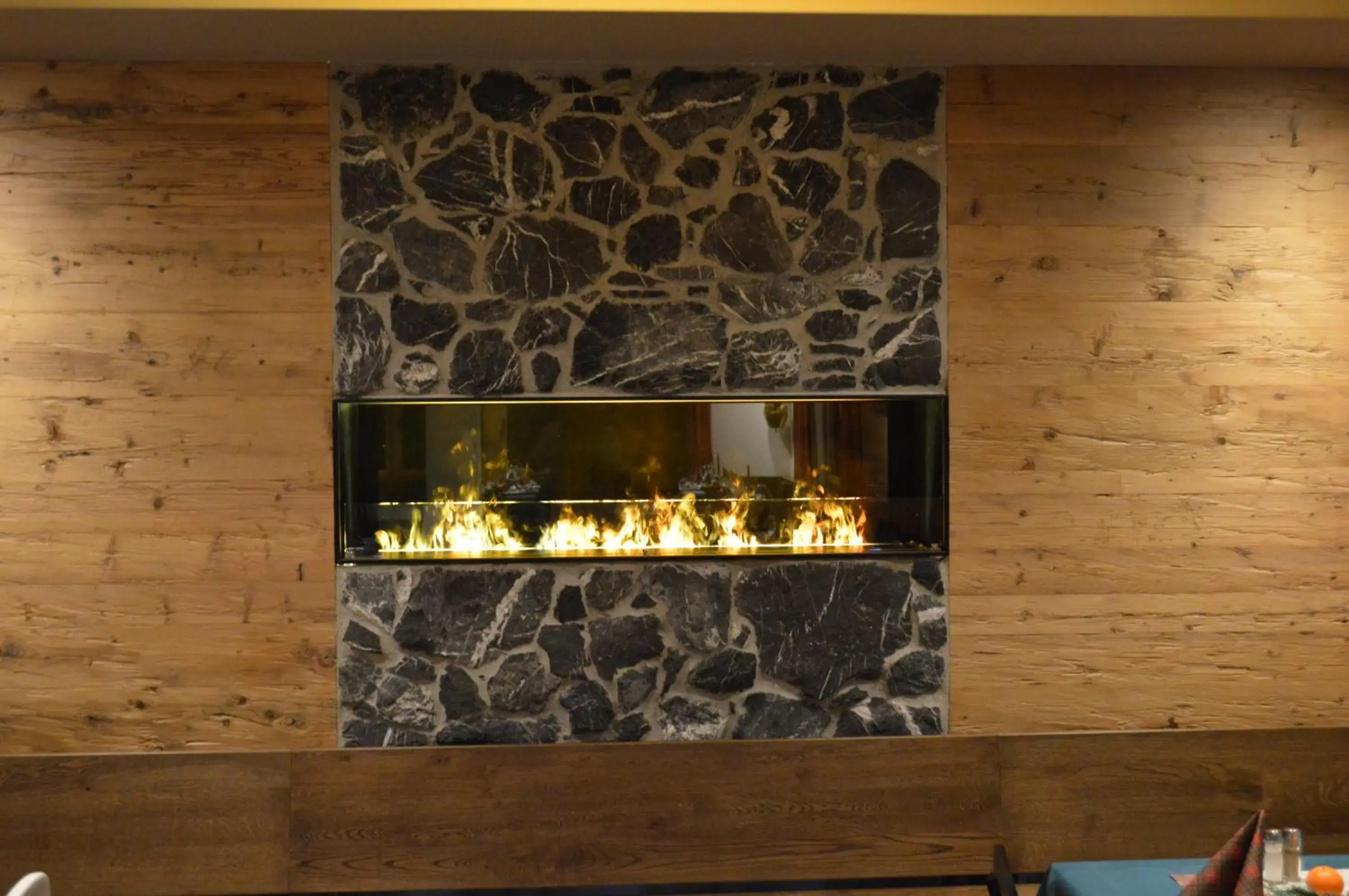 Restaurant/places to eat in Hotel Edelweiss Restaurant/places to eat in Hotel Edelweiss