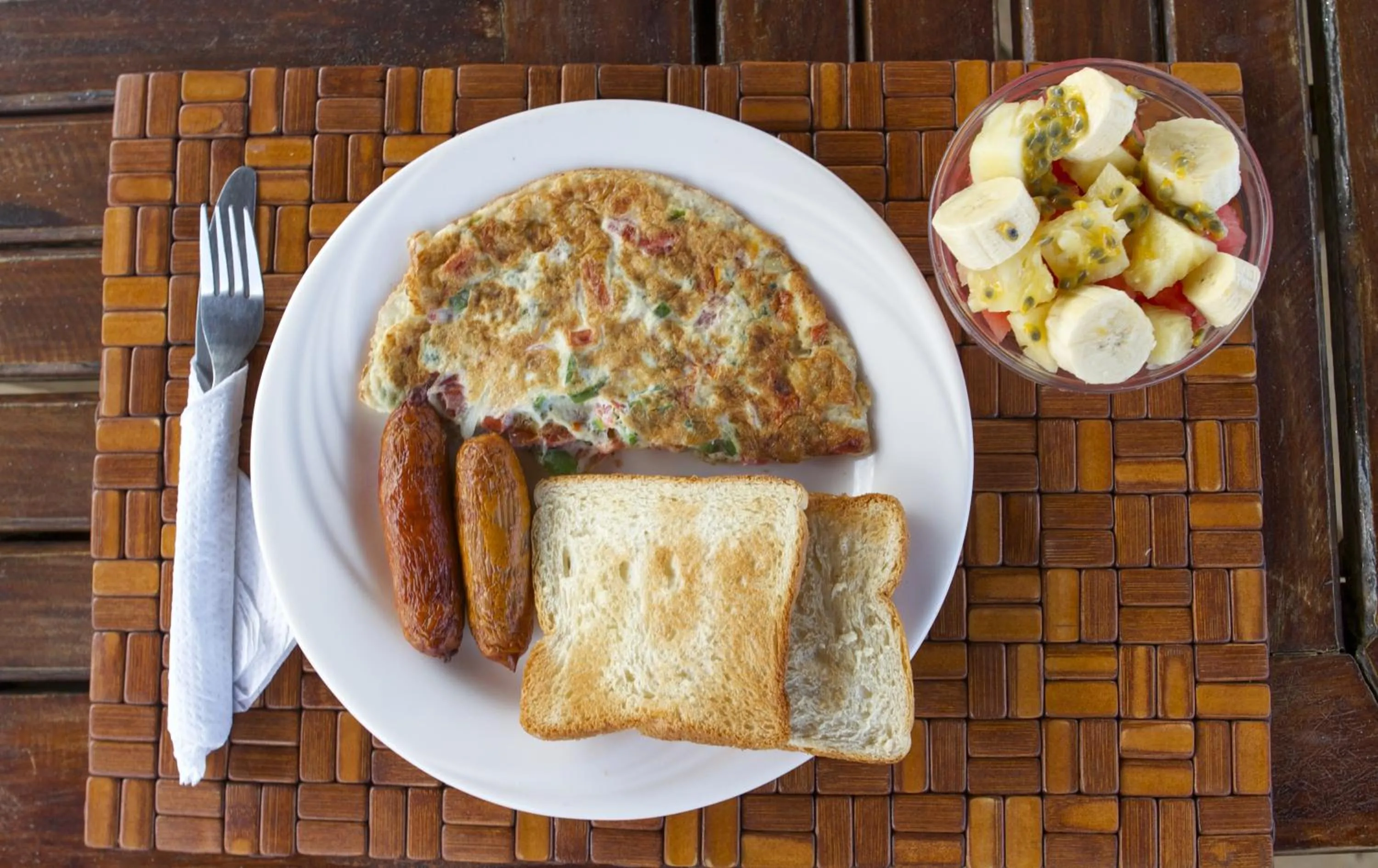 Breakfast in Khweza Bed and Breakfast