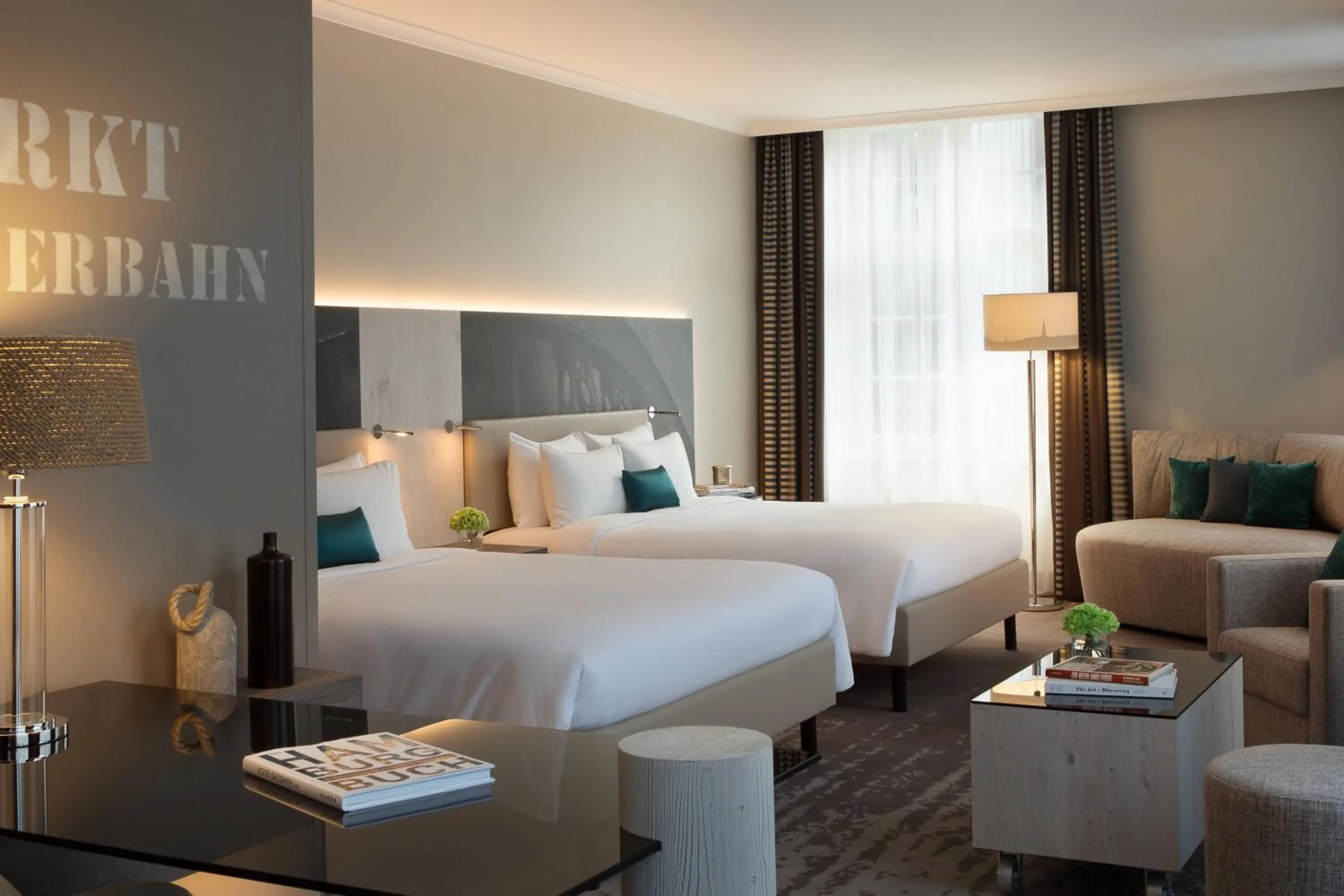 Bedroom, Bed in Renaissance Hamburg Hotel