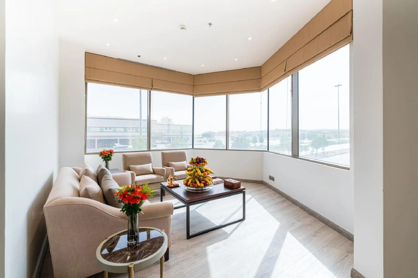 Seating area in Aram Hotel - AlMeshael Exit 18 فندق آرام - حي المشاعل مخرج 18