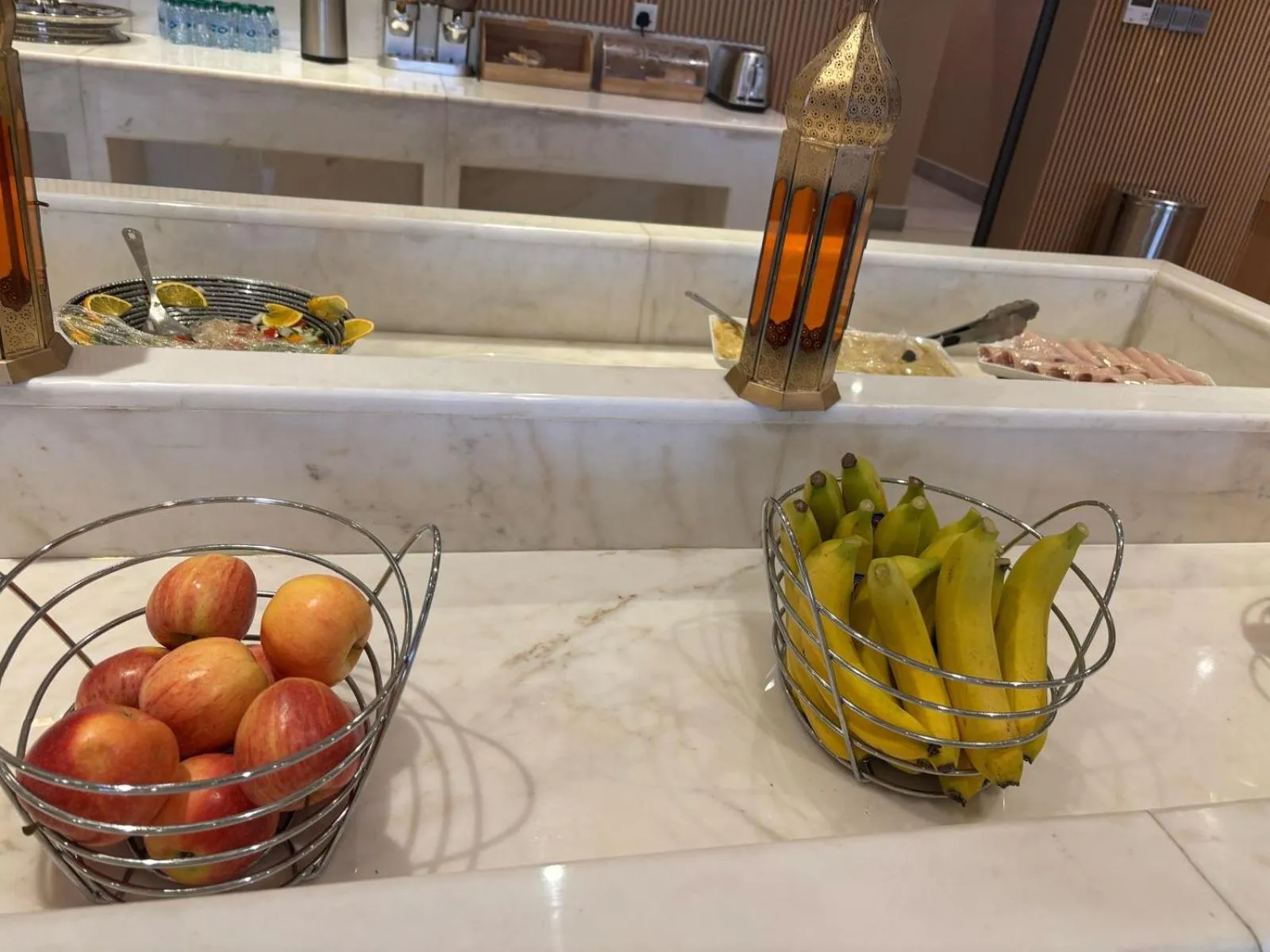 Restaurant/places to eat in Aram Hotel - AlMeshael Exit 18 فندق آرام - حي المشاعل مخرج 18