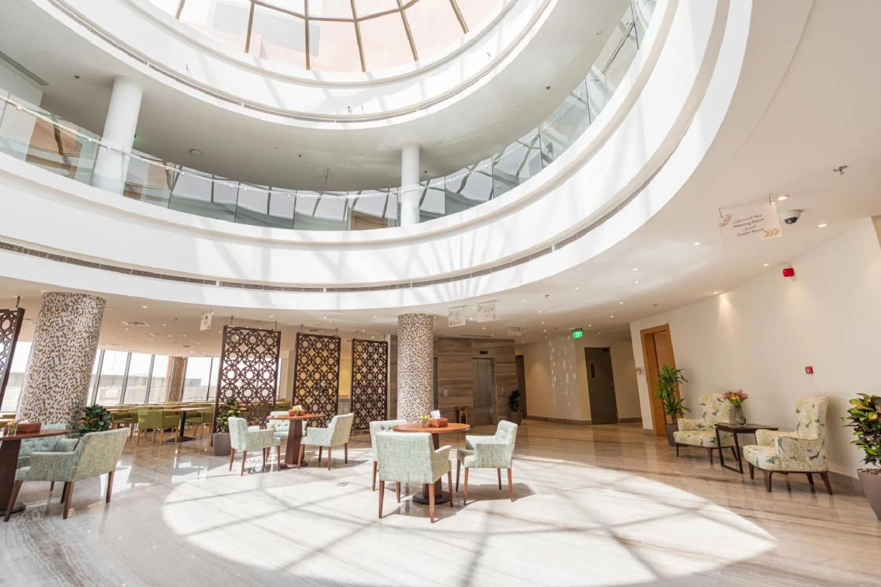 Seating area in Aram Hotel - AlMeshael Exit 18 فندق آرام - حي المشاعل مخرج 18