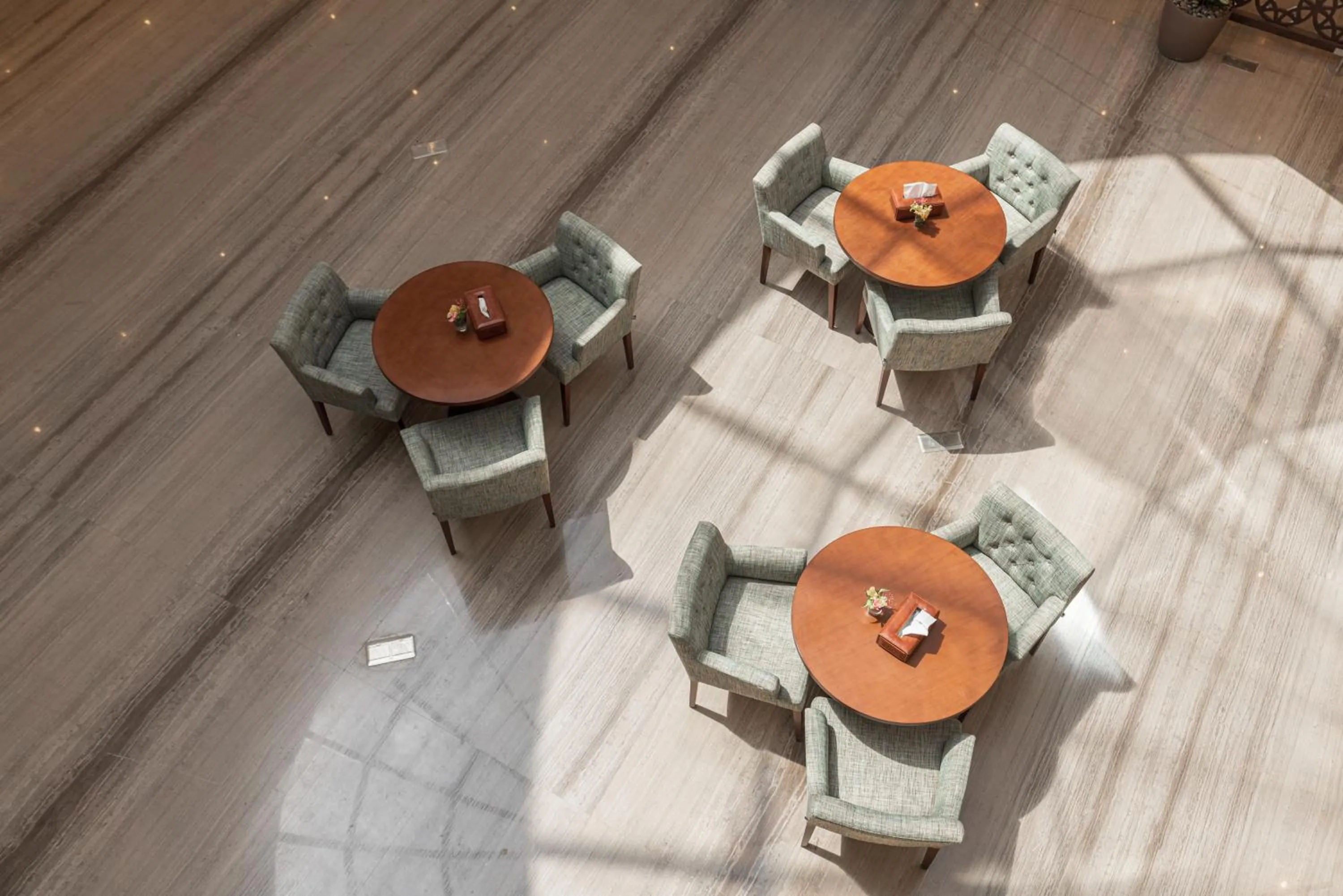 Patio in Aram Hotel - AlMeshael Exit 18 فندق آرام - حي المشاعل مخرج 18