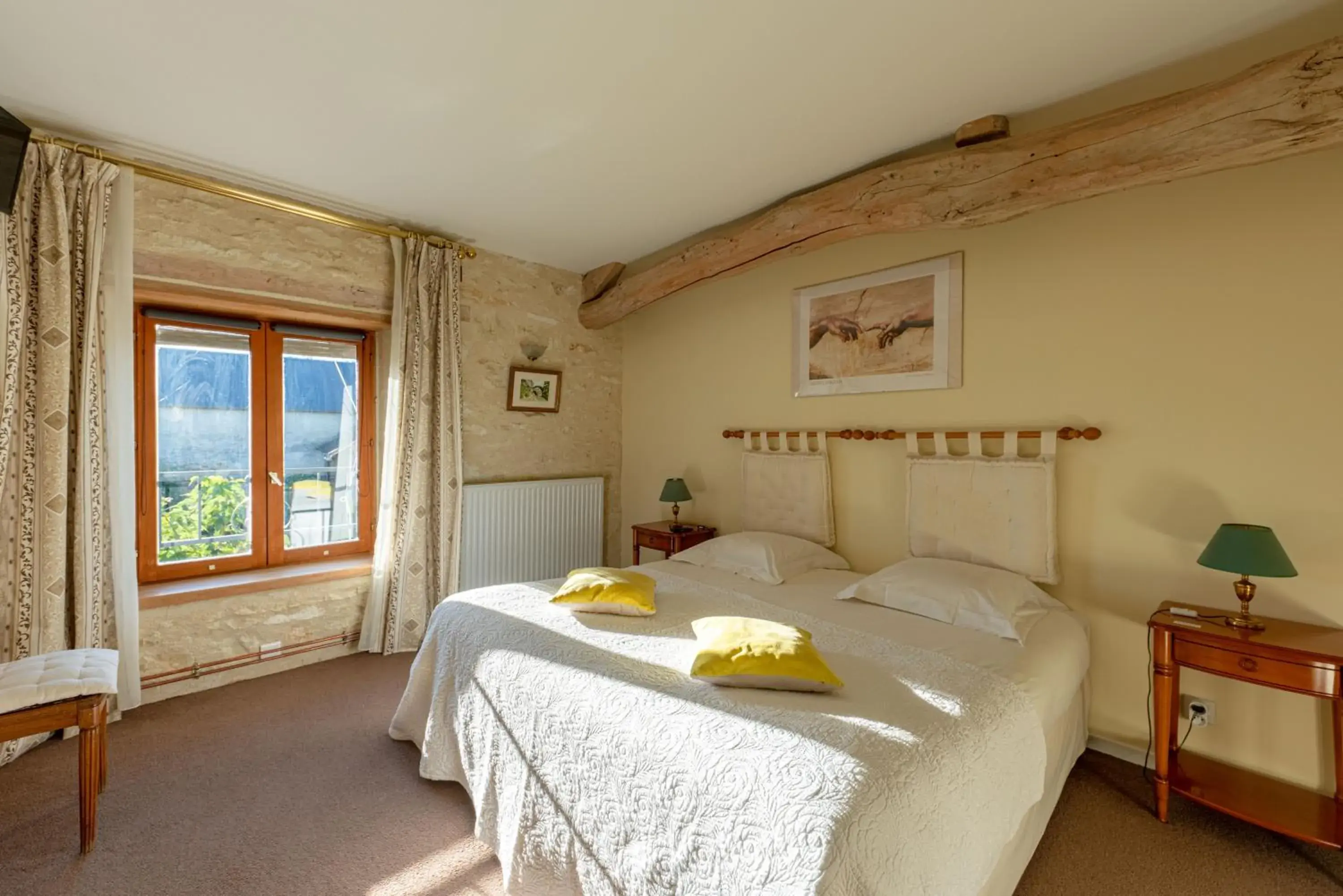 Double or Twin Room in La maison de Charlotte - chambres d'hôtes-Futuroscope Double or Twin Room in La maison de Charlotte - chambres d'hôtes-Futuroscope