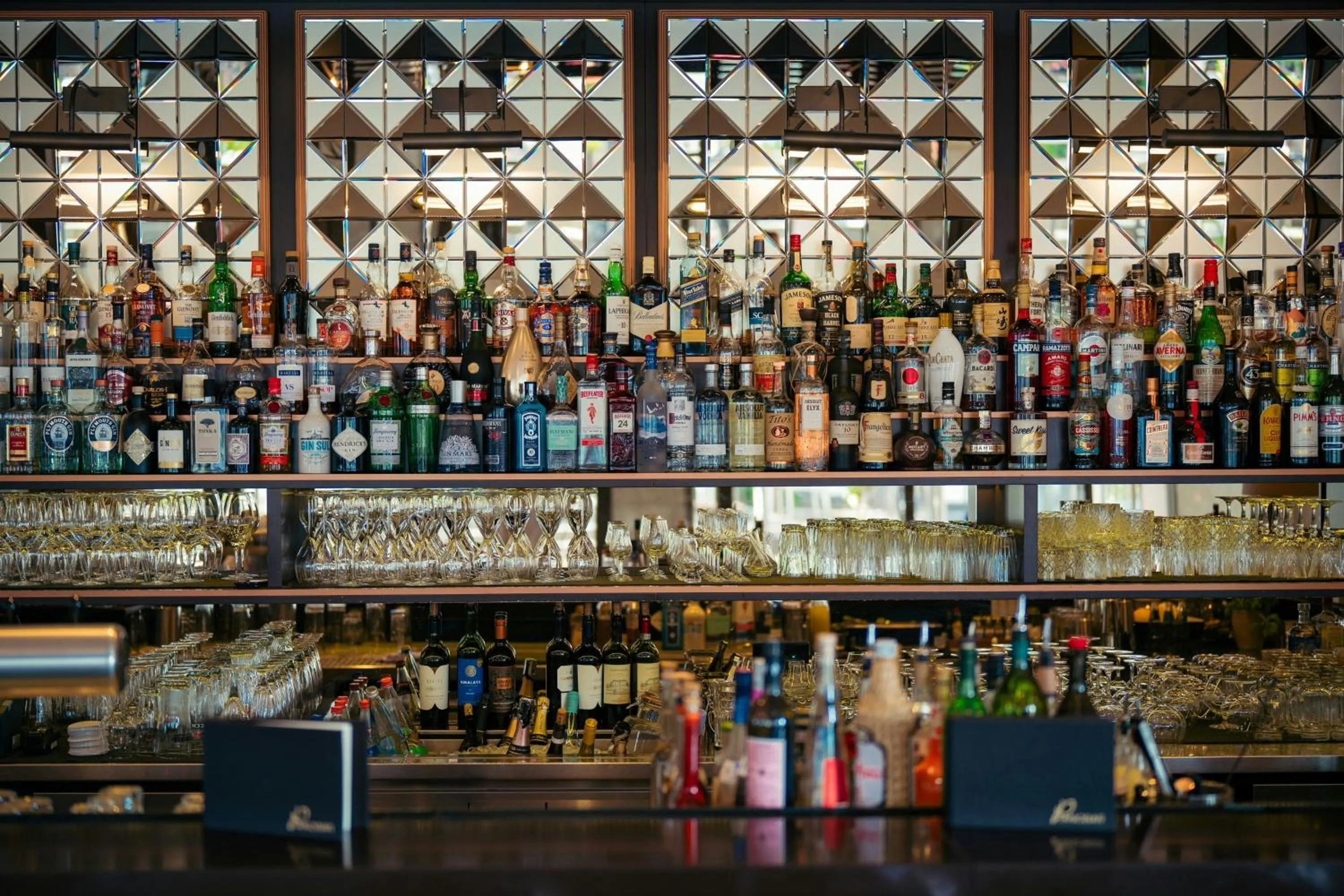 Lounge or bar in Hamburg Marriott Hotel