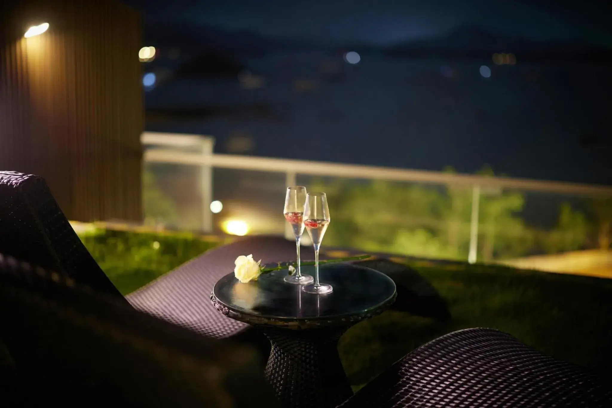 King Room with Balcony and Private Rooftop Garden - Sea View in WM Hotel Hong Kong, Vignette Collection King Room with Balcony and Private Rooftop Garden - Sea View in WM Hotel Hong Kong, Vignette Collection