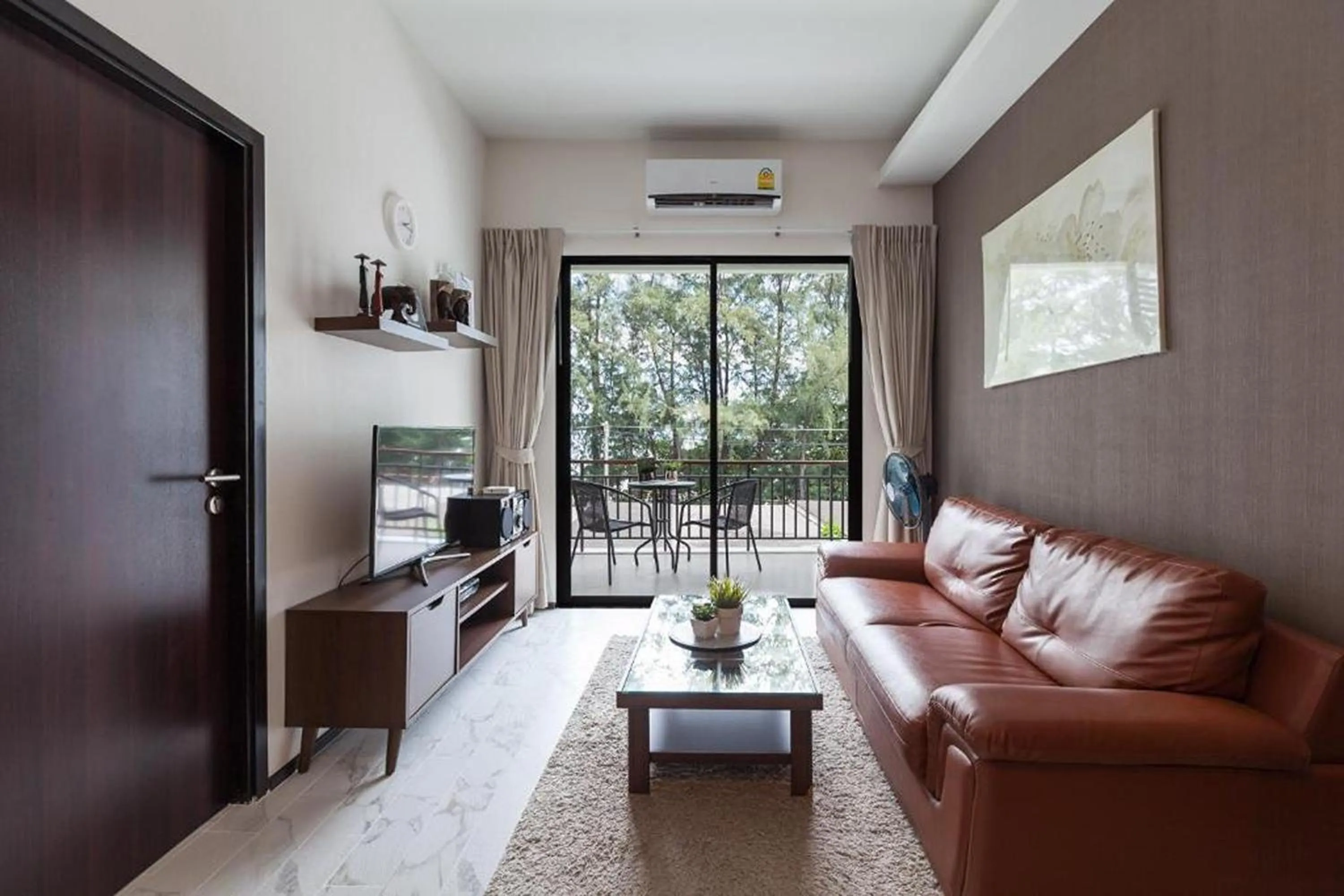Living room in The Title Beach Front