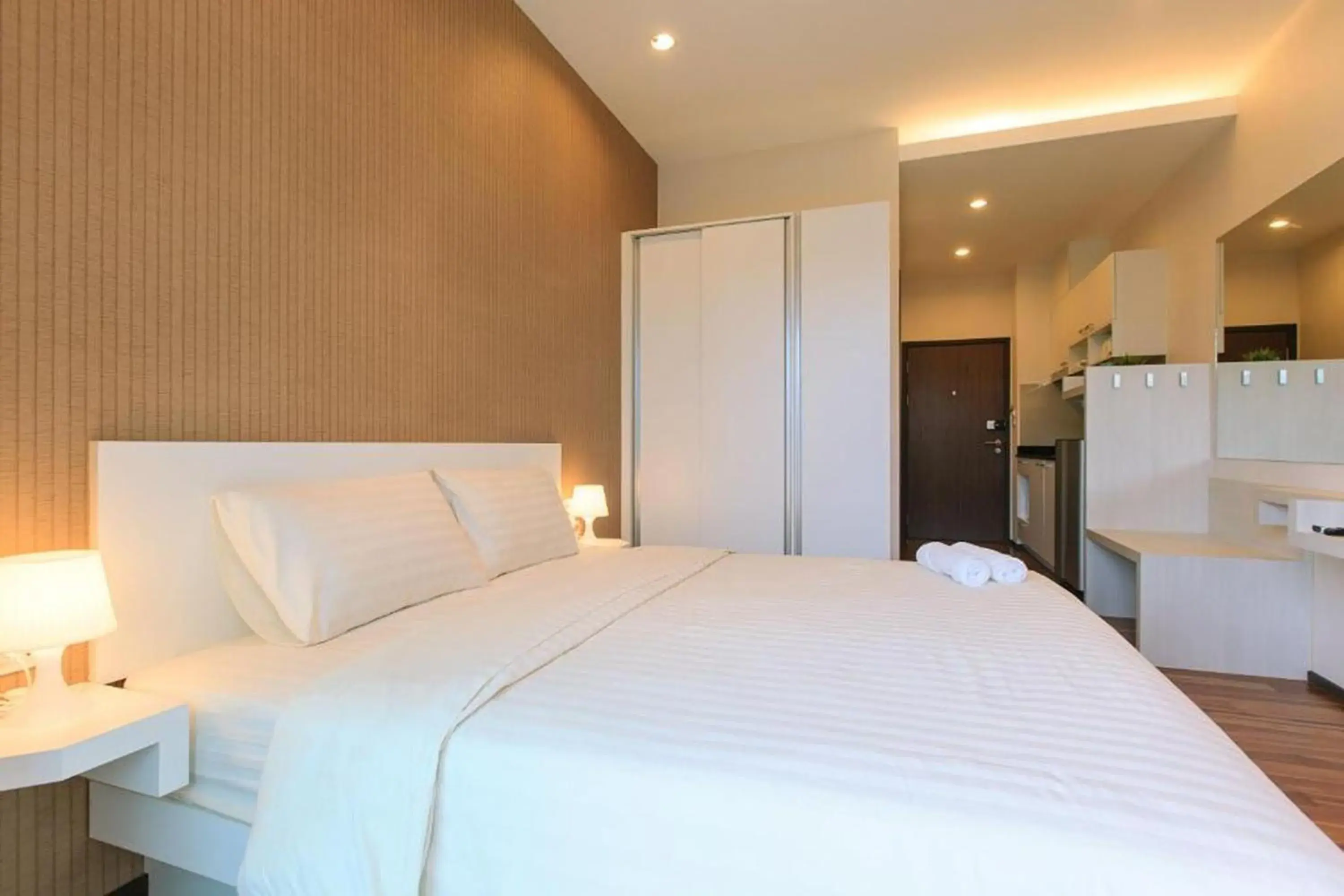 Studio with Pool View in The Title Beach Front Studio with Pool View in The Title Beach Front