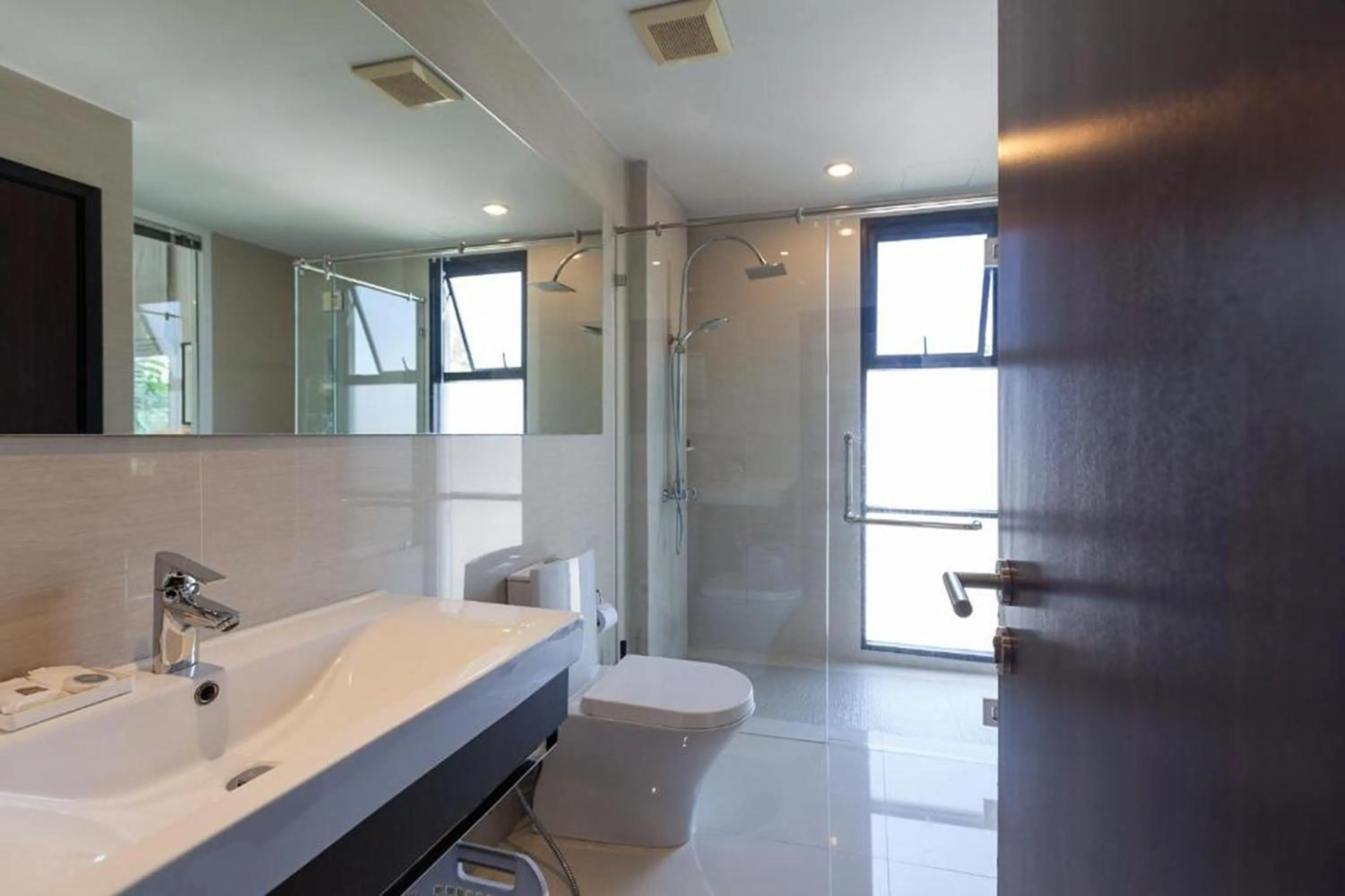 Bathroom in The Title Beach Front