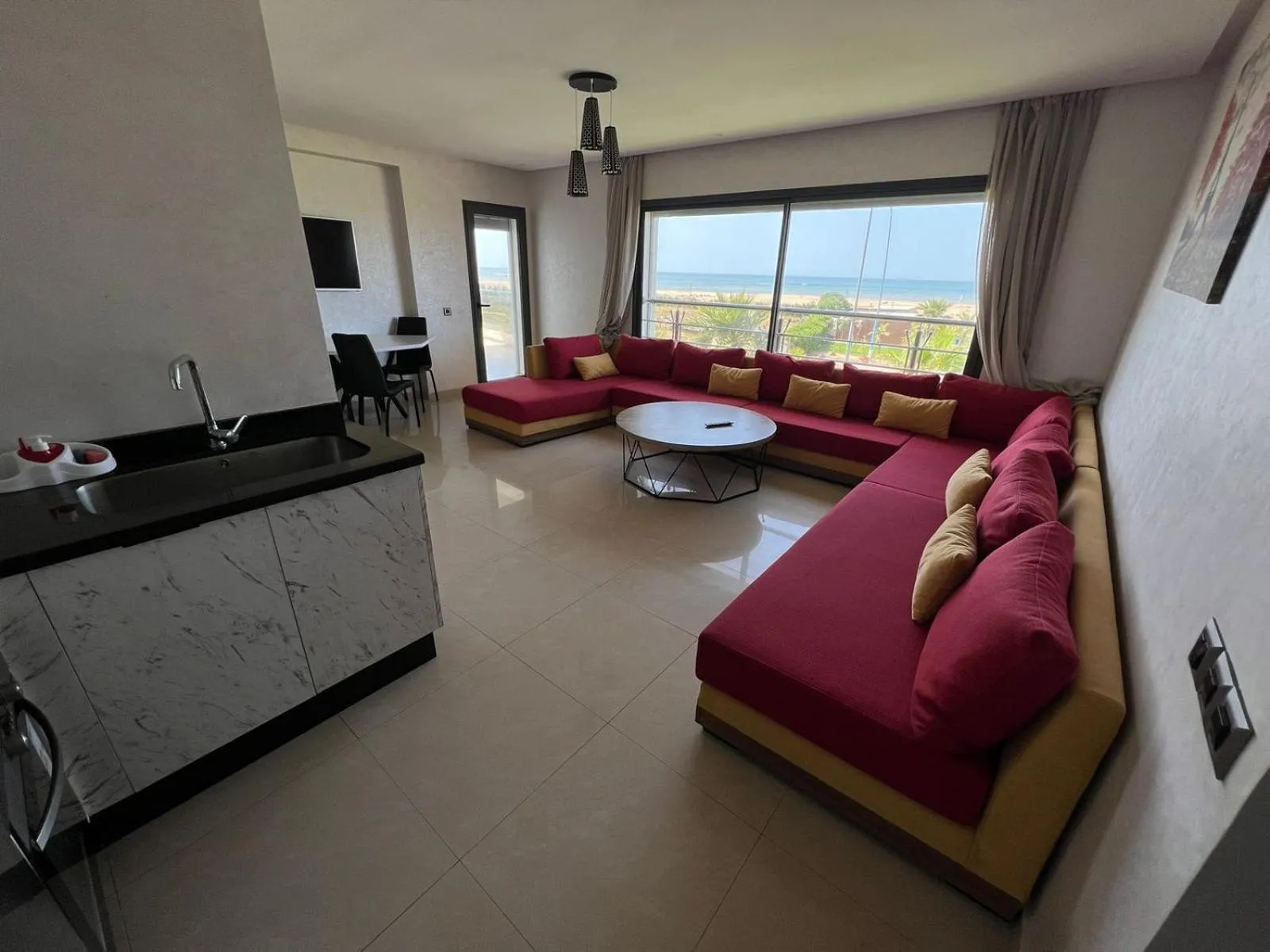 CASA BEACH HOTEL