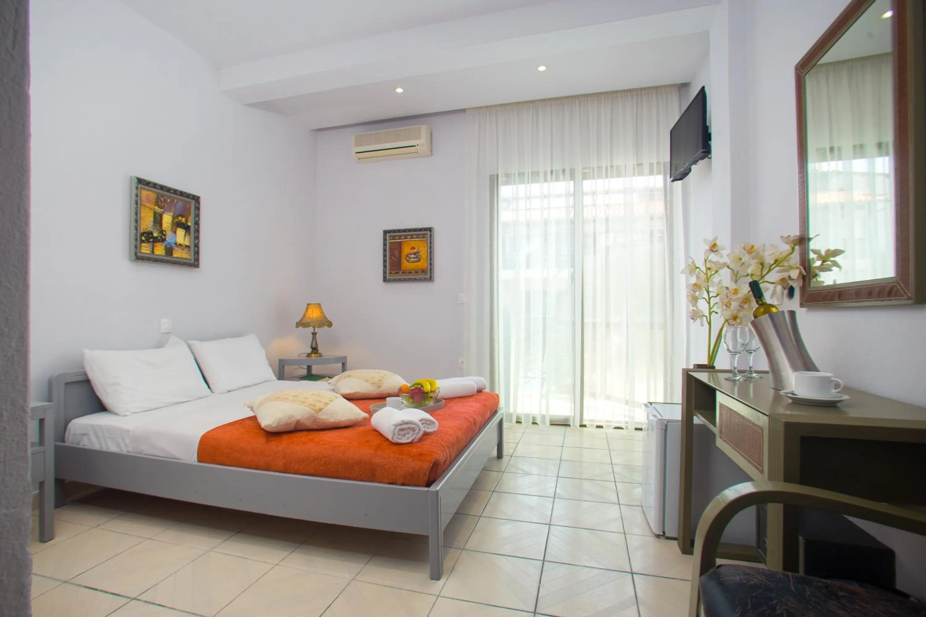 Bedroom in Litus Oliva