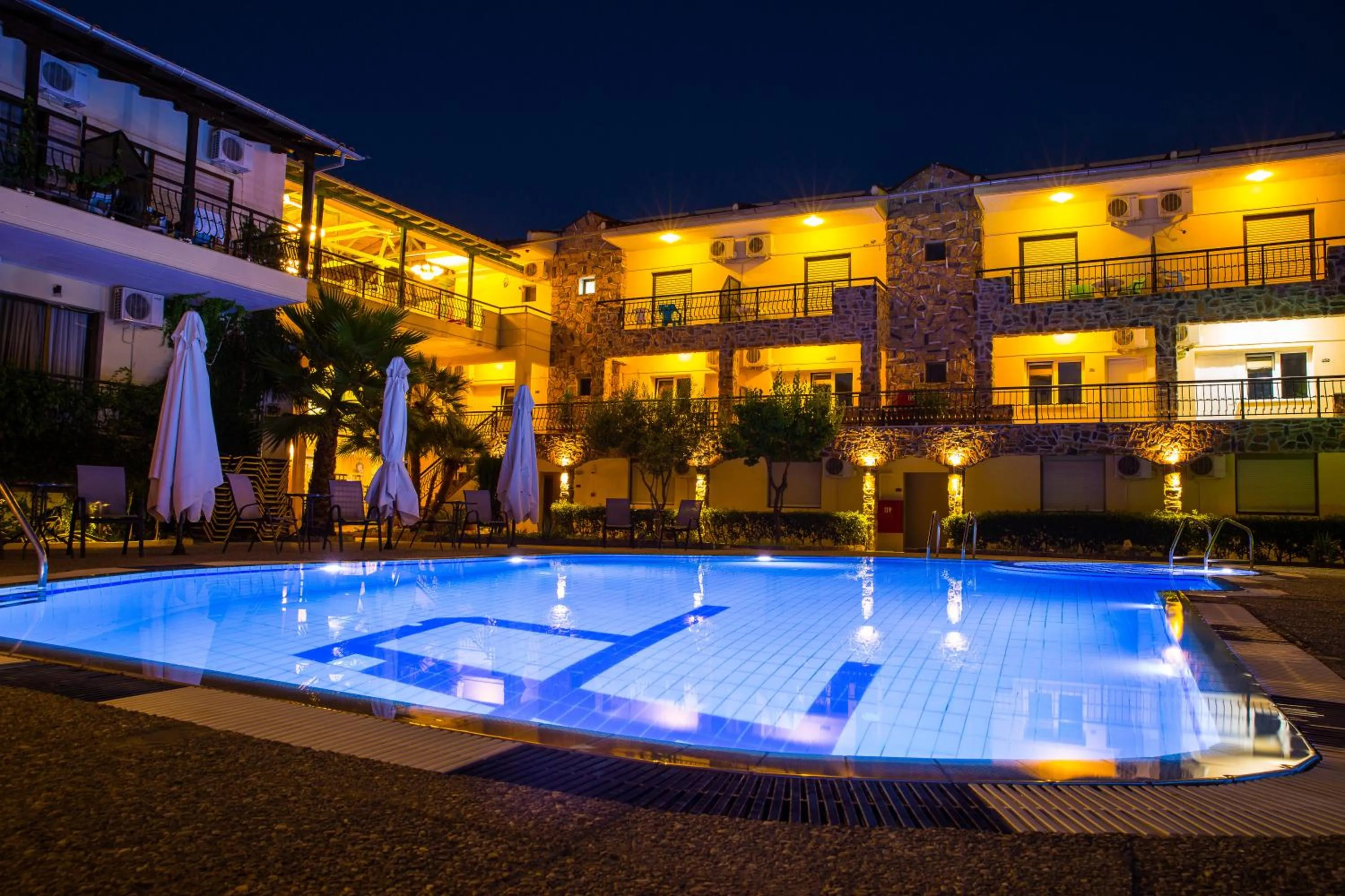 Swimming pool in Litus Oliva