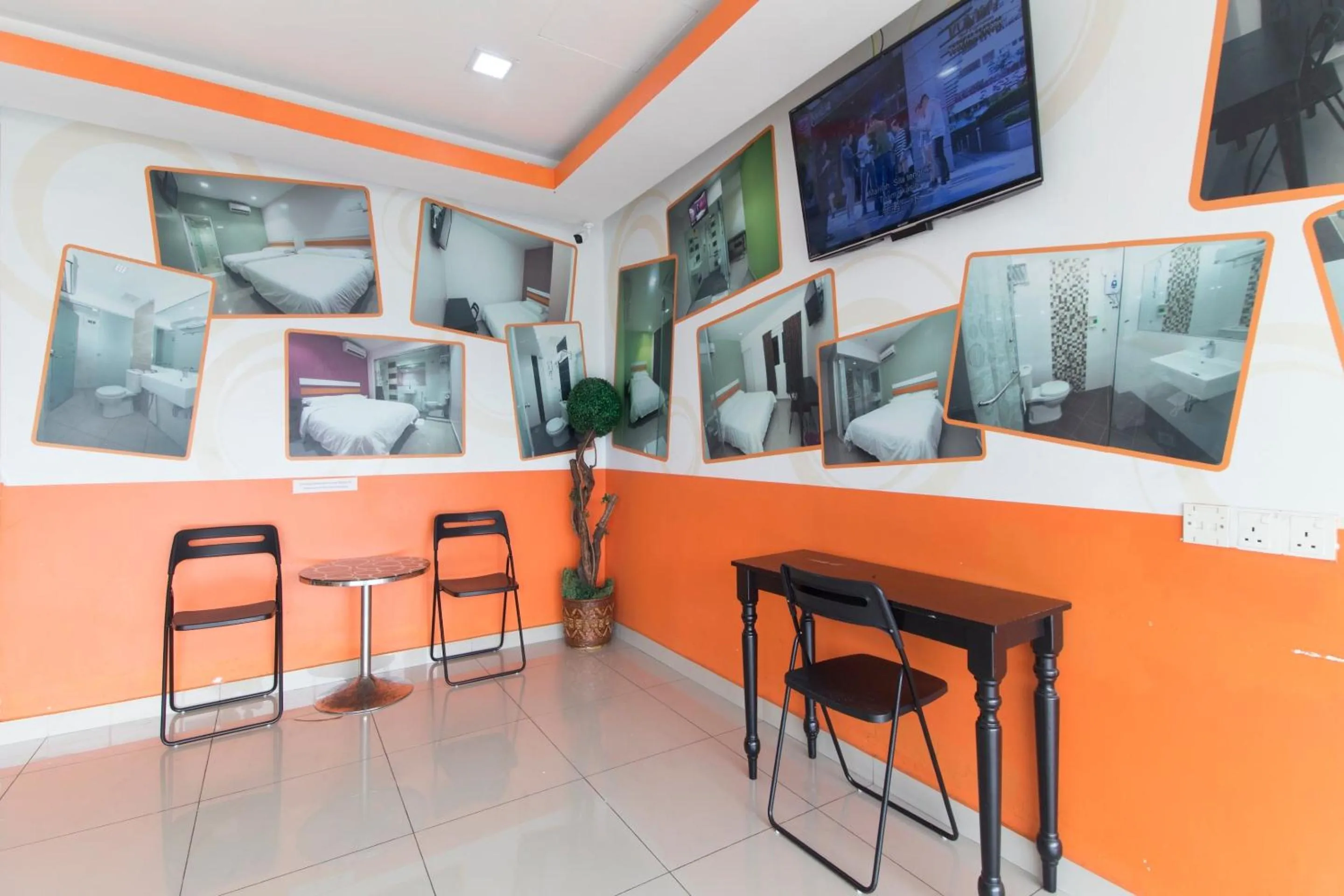 Lobby or reception in Super OYO 90296 Red Orange Hotel Port Klang