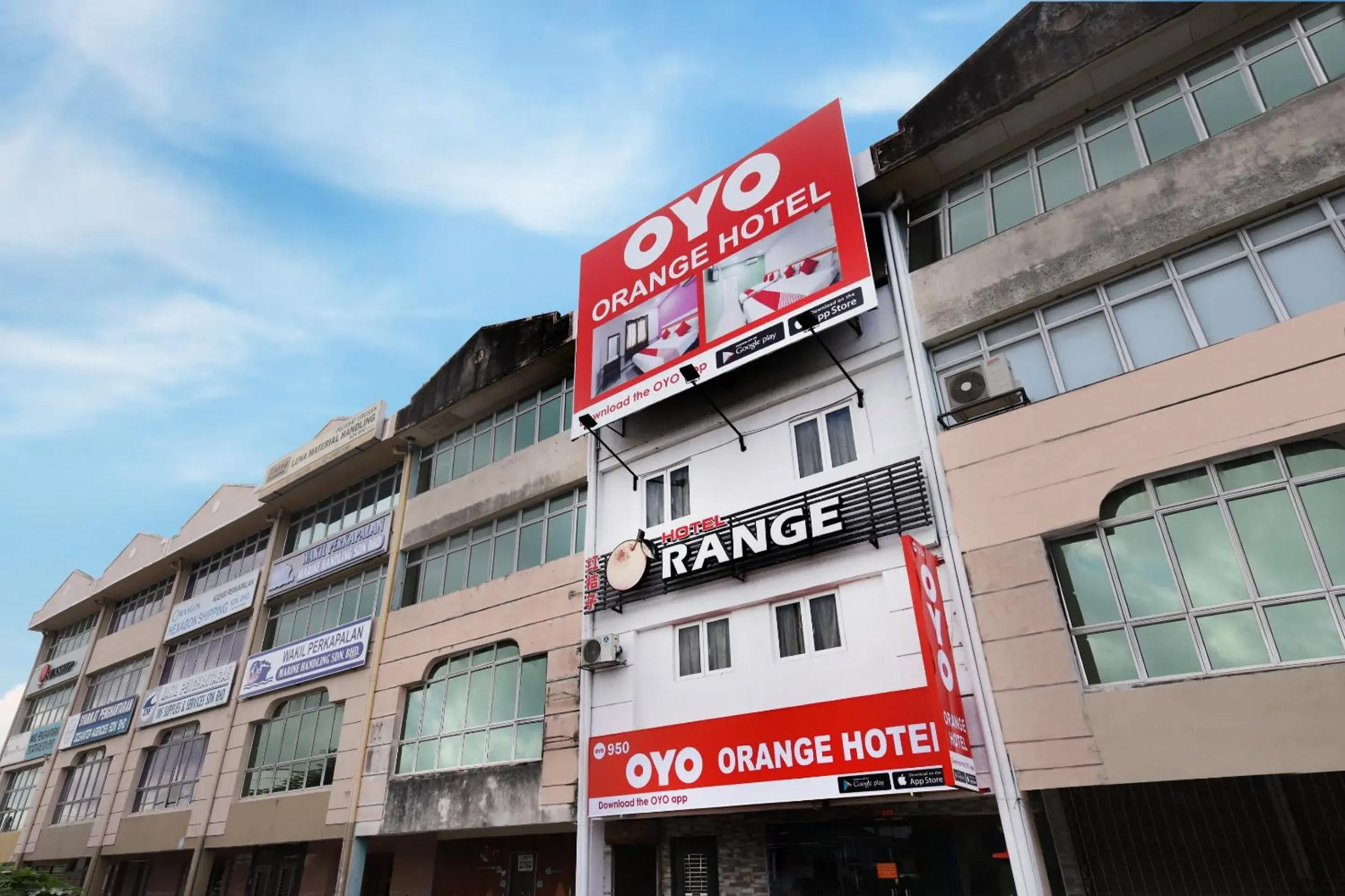 Property Building in OYO 90296 Red Orange Hotel Port Klang