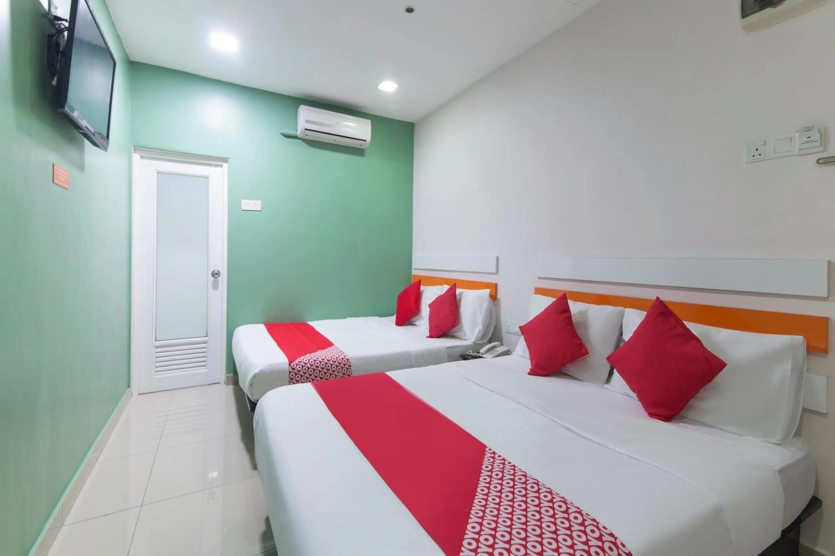 Bedroom in Super OYO 90296 Red Orange Hotel Port Klang