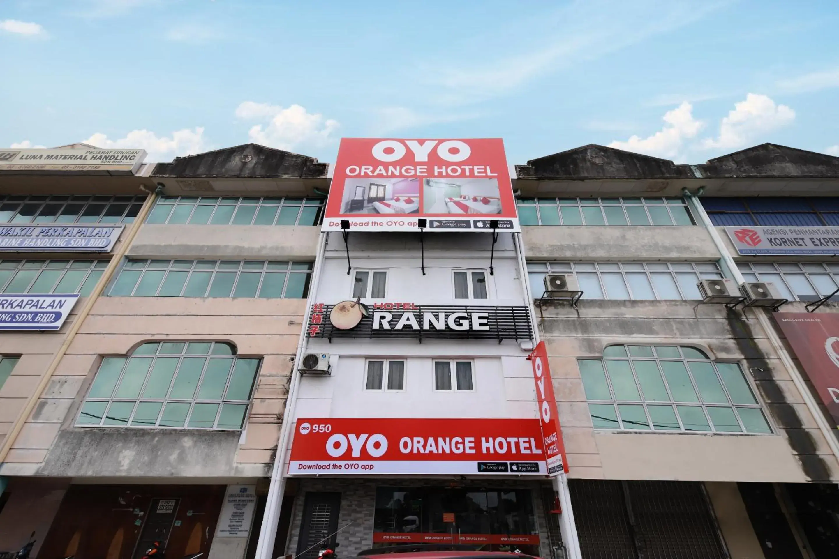 Property Building in OYO 90296 Red Orange Hotel Port Klang