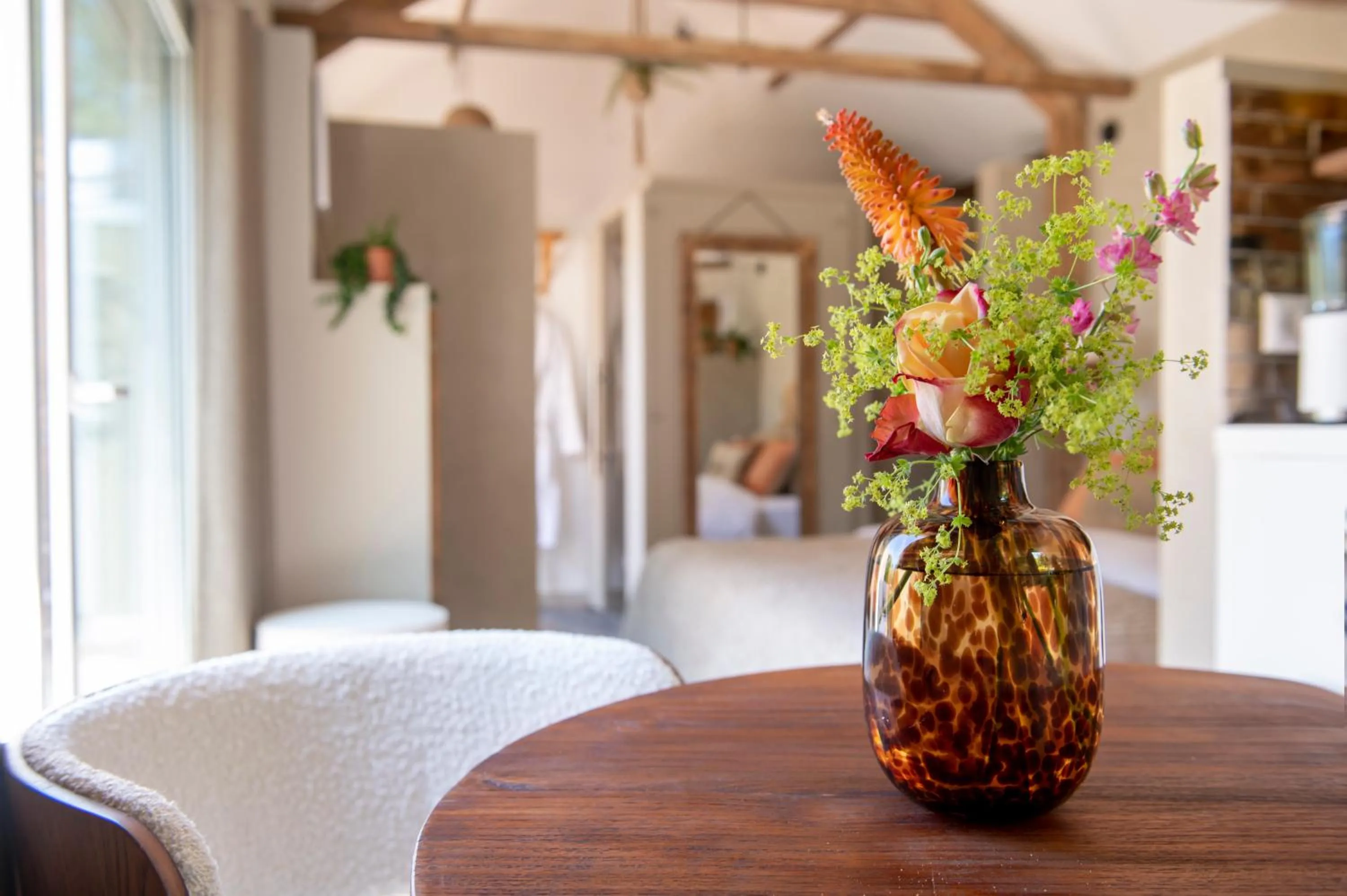 Dining area in LODGE & LOFT