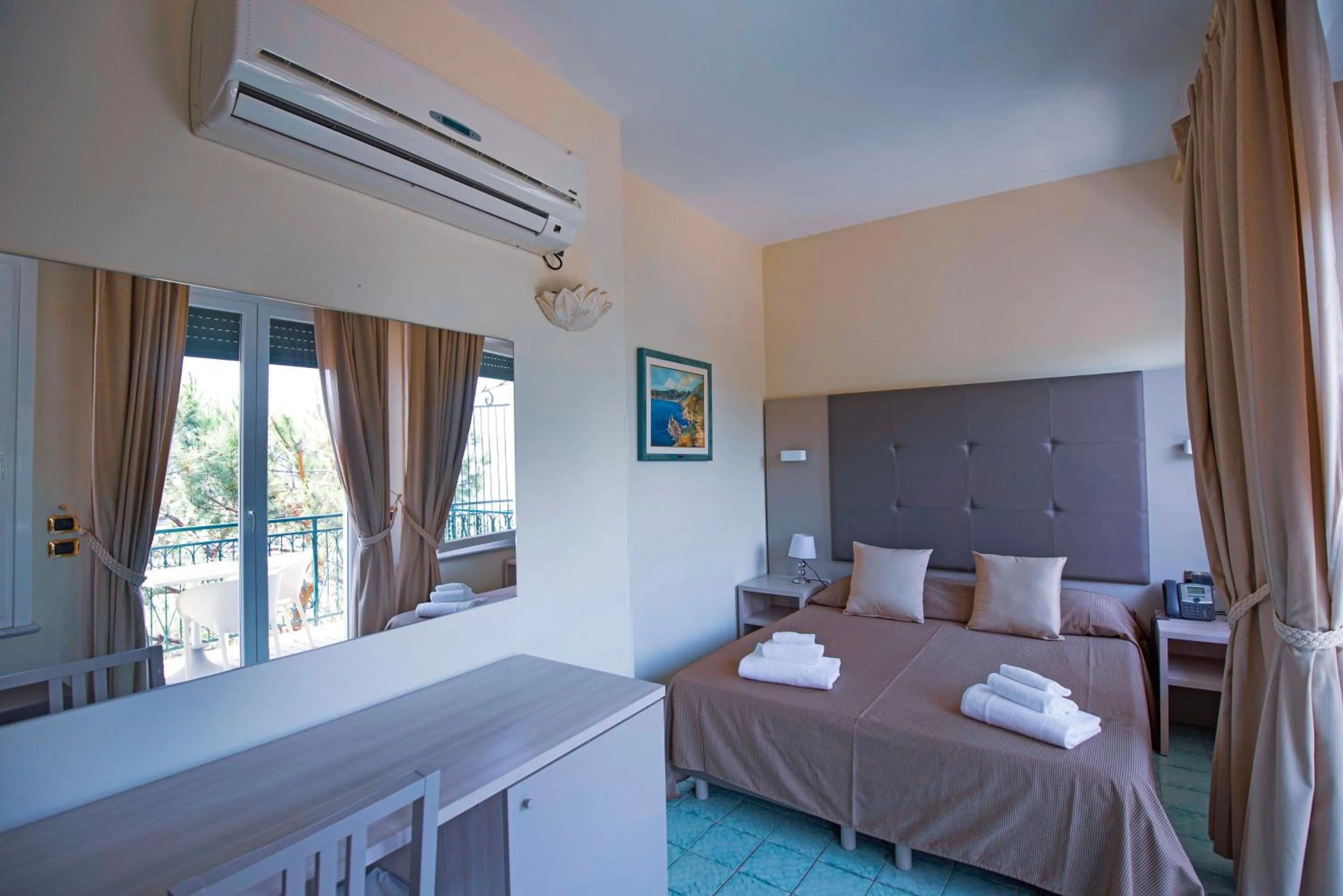 Bed in Villa degli Argentieri