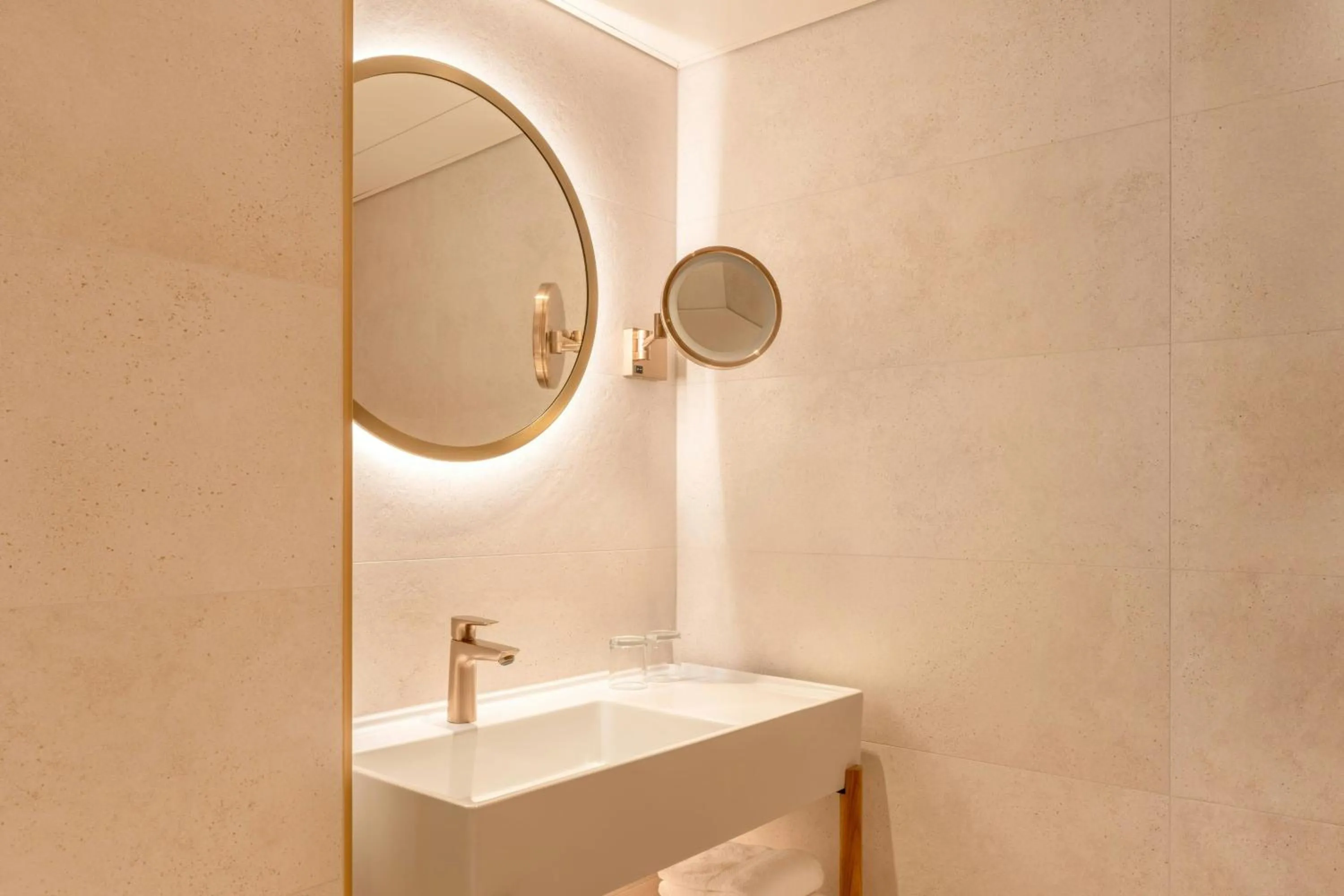 Bathroom in Zurich Marriott Hotel