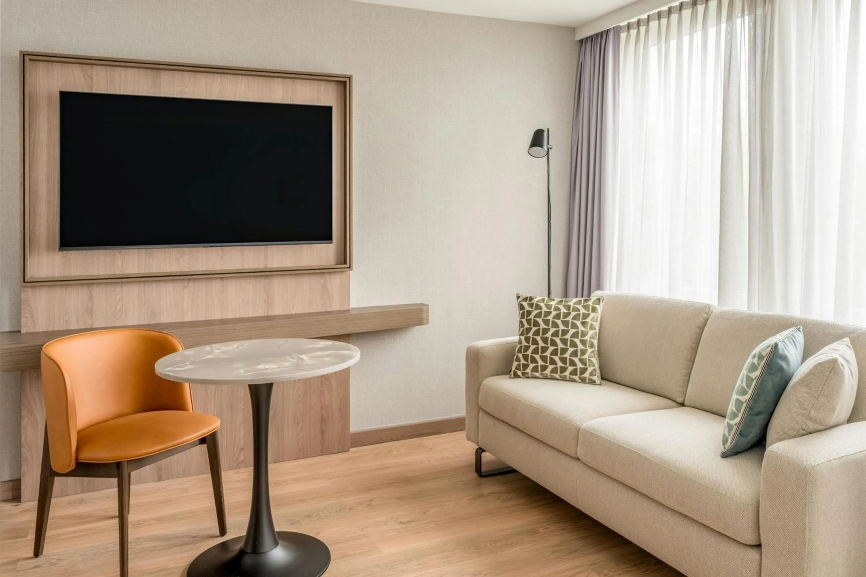 Bedroom in Zurich Marriott Hotel