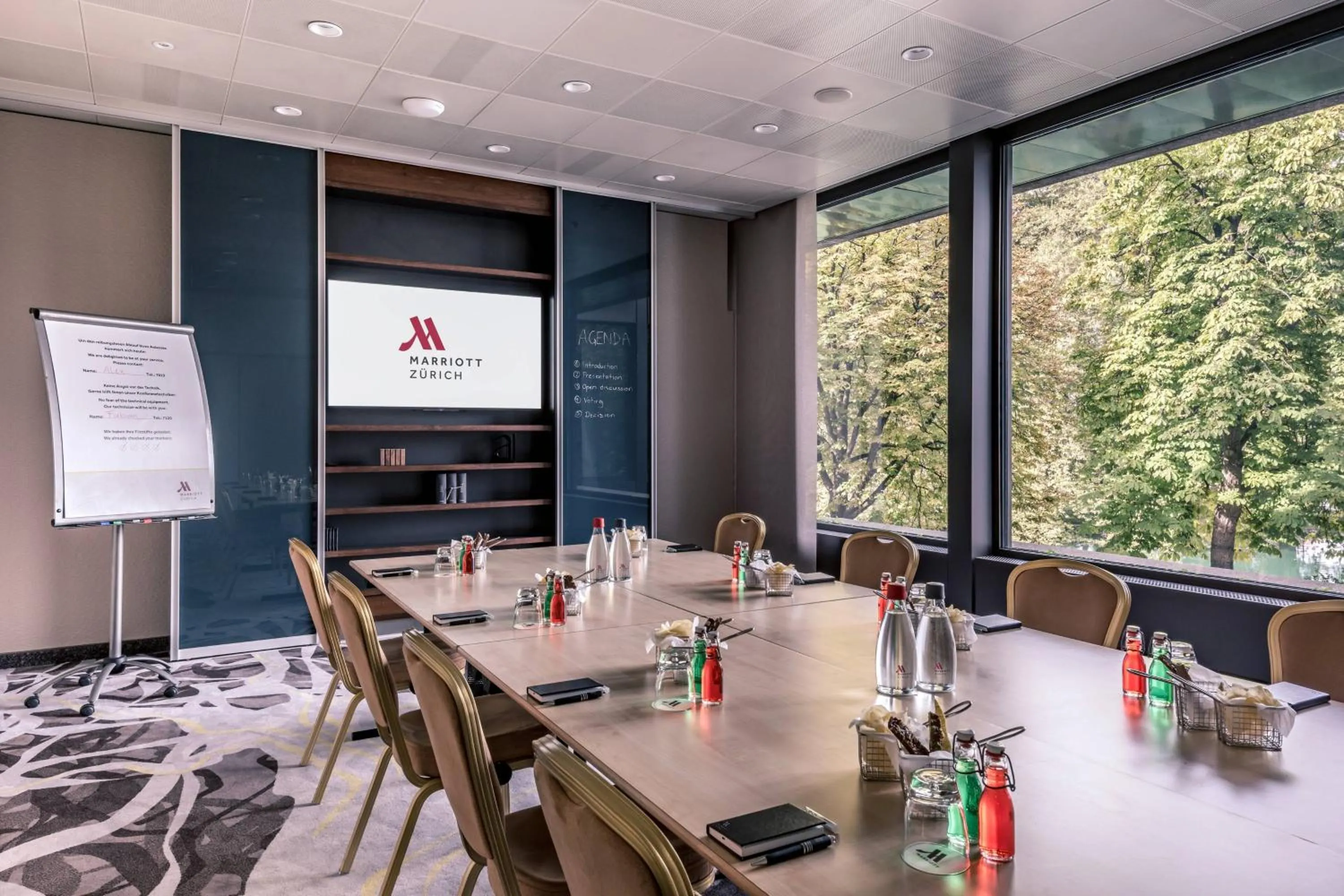 Meeting/conference room in Zurich Marriott Hotel