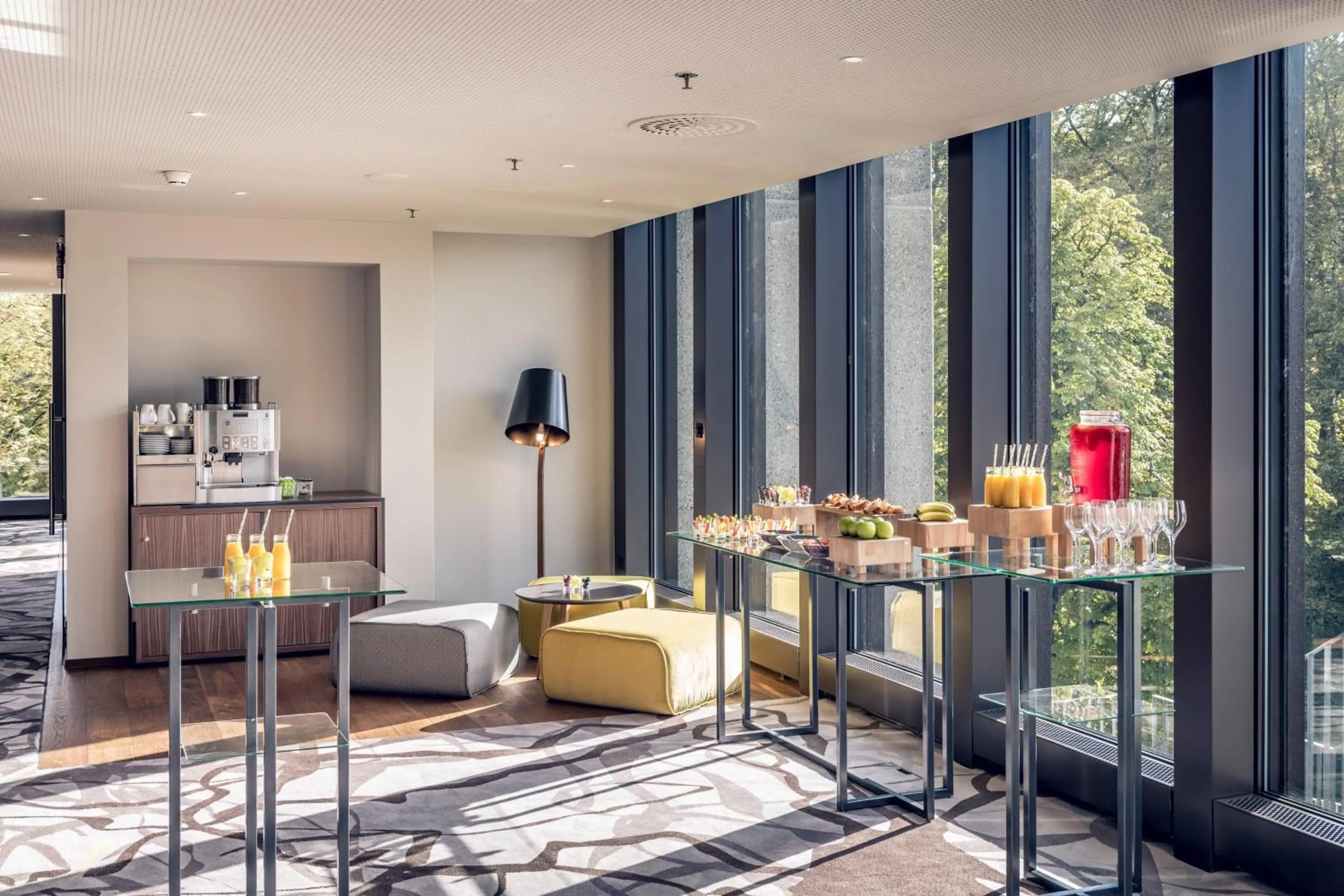 Meeting/conference room in Zurich Marriott Hotel