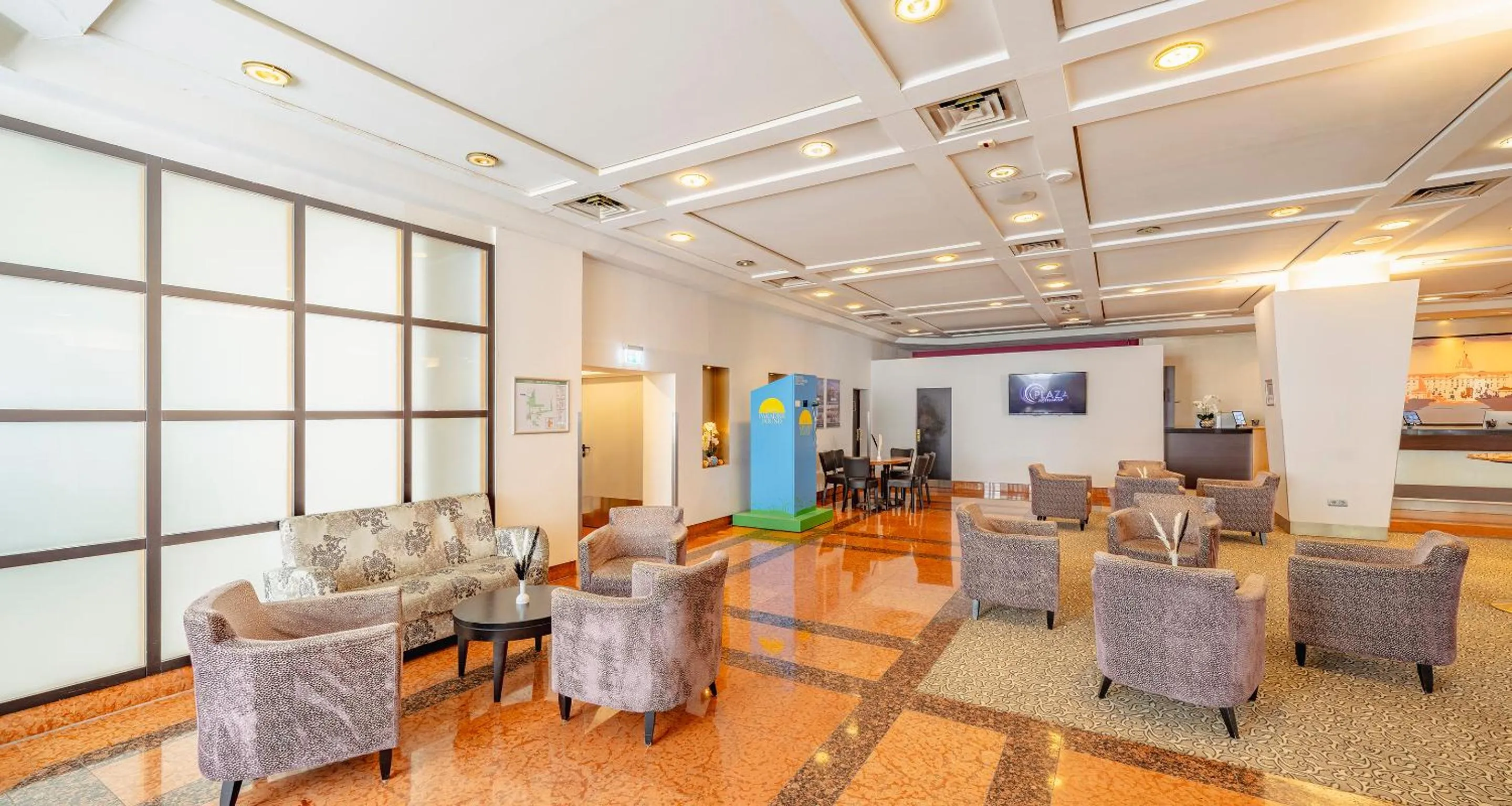 Lobby or reception in The Q - Quadro City Hotel