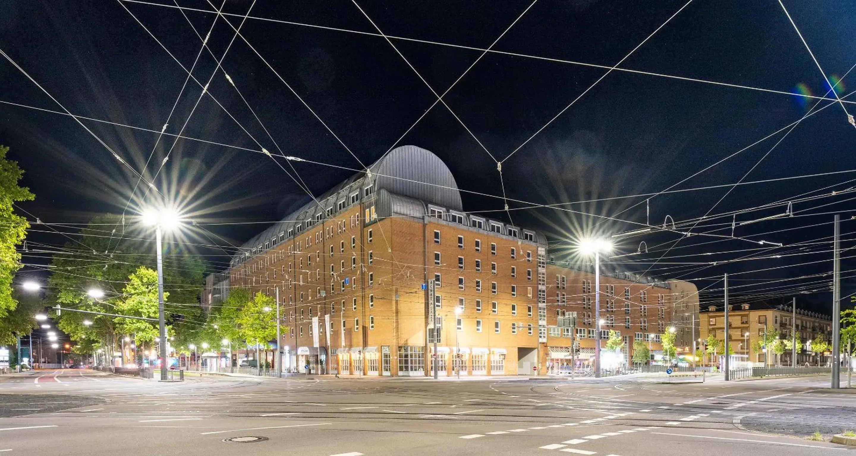 Property building in The Q - Quadro City Hotel Property building in The Q - Quadro City Hotel