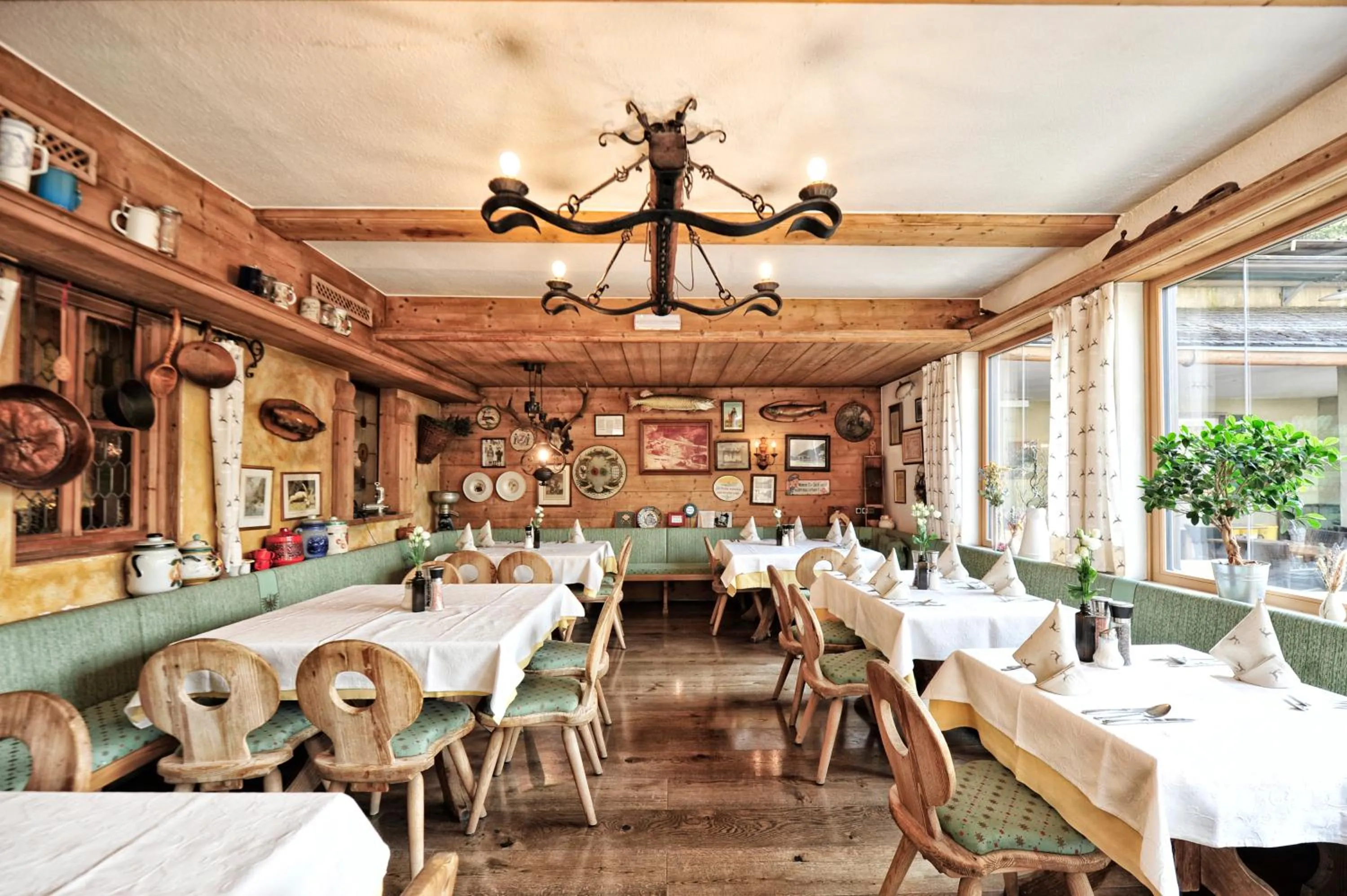 Restaurant/places to eat in Fischerwirt am See