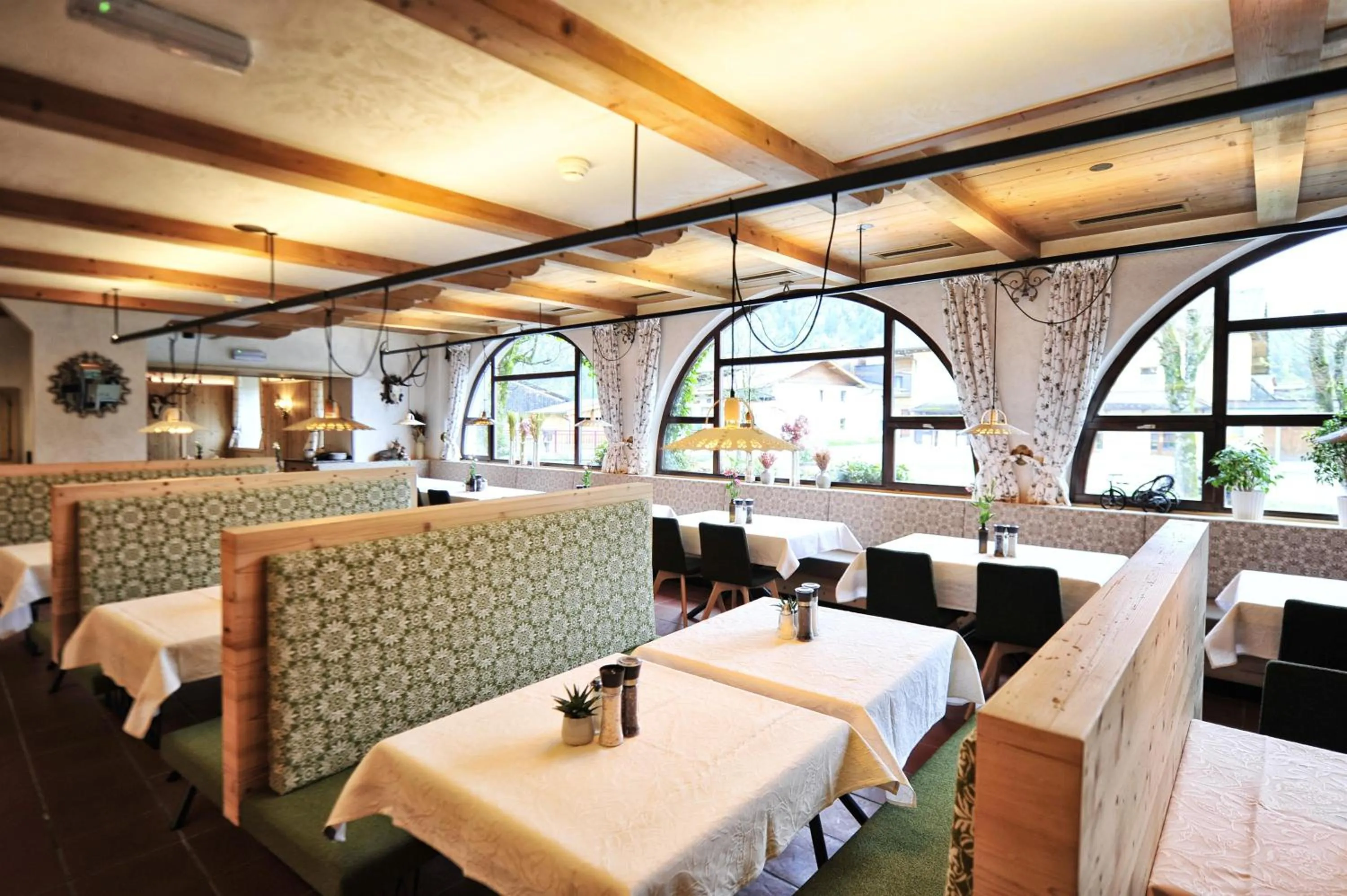 Restaurant/places to eat in Fischerwirt am See