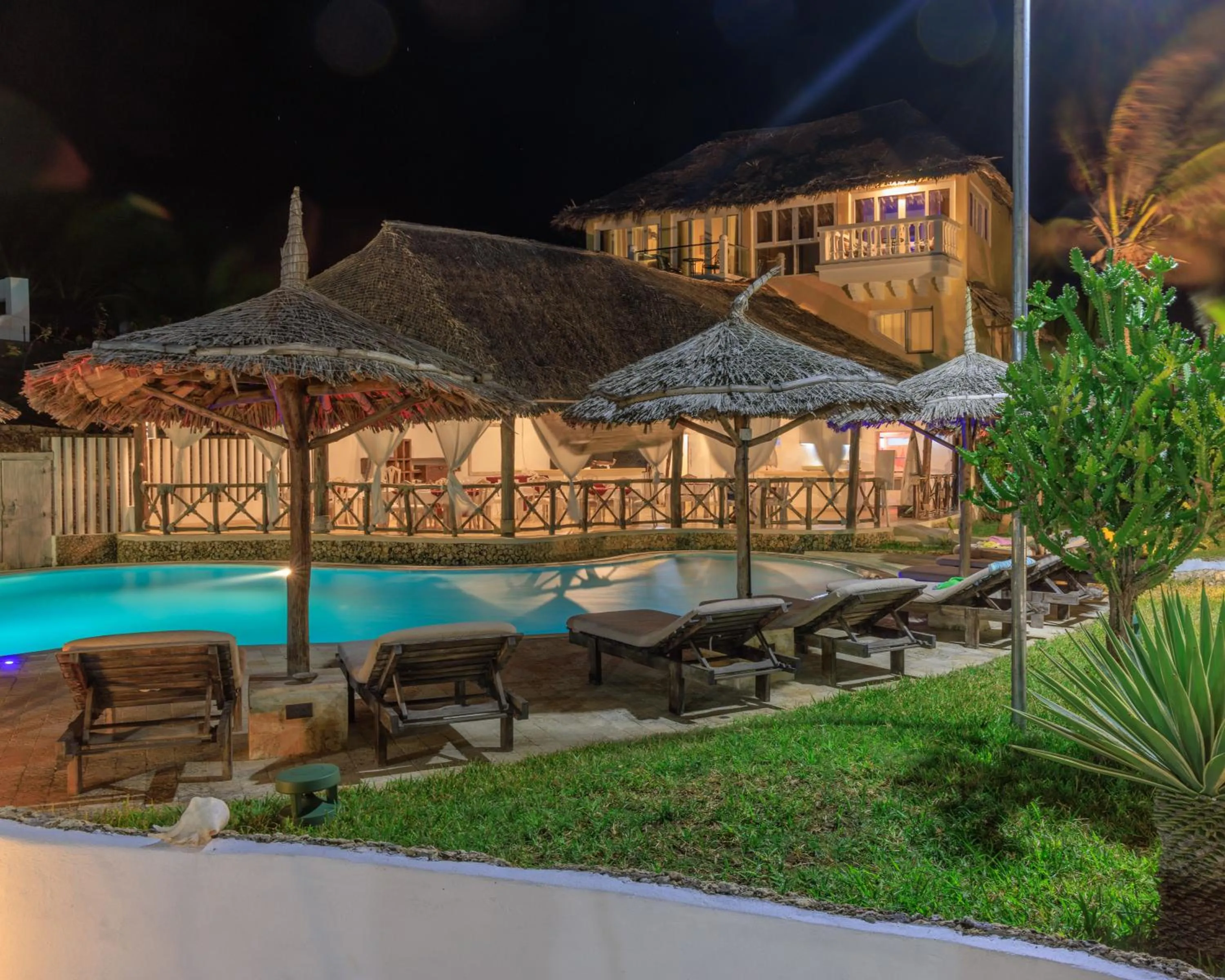 Night in Mawe Zuri Resort