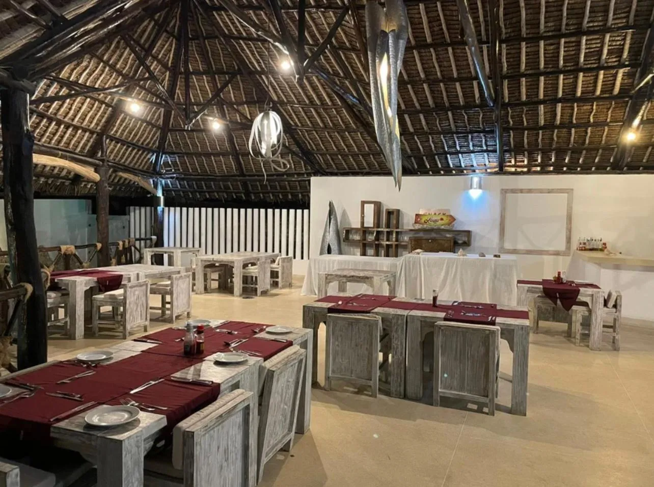 Restaurant/places to eat in Mawe Zuri Resort