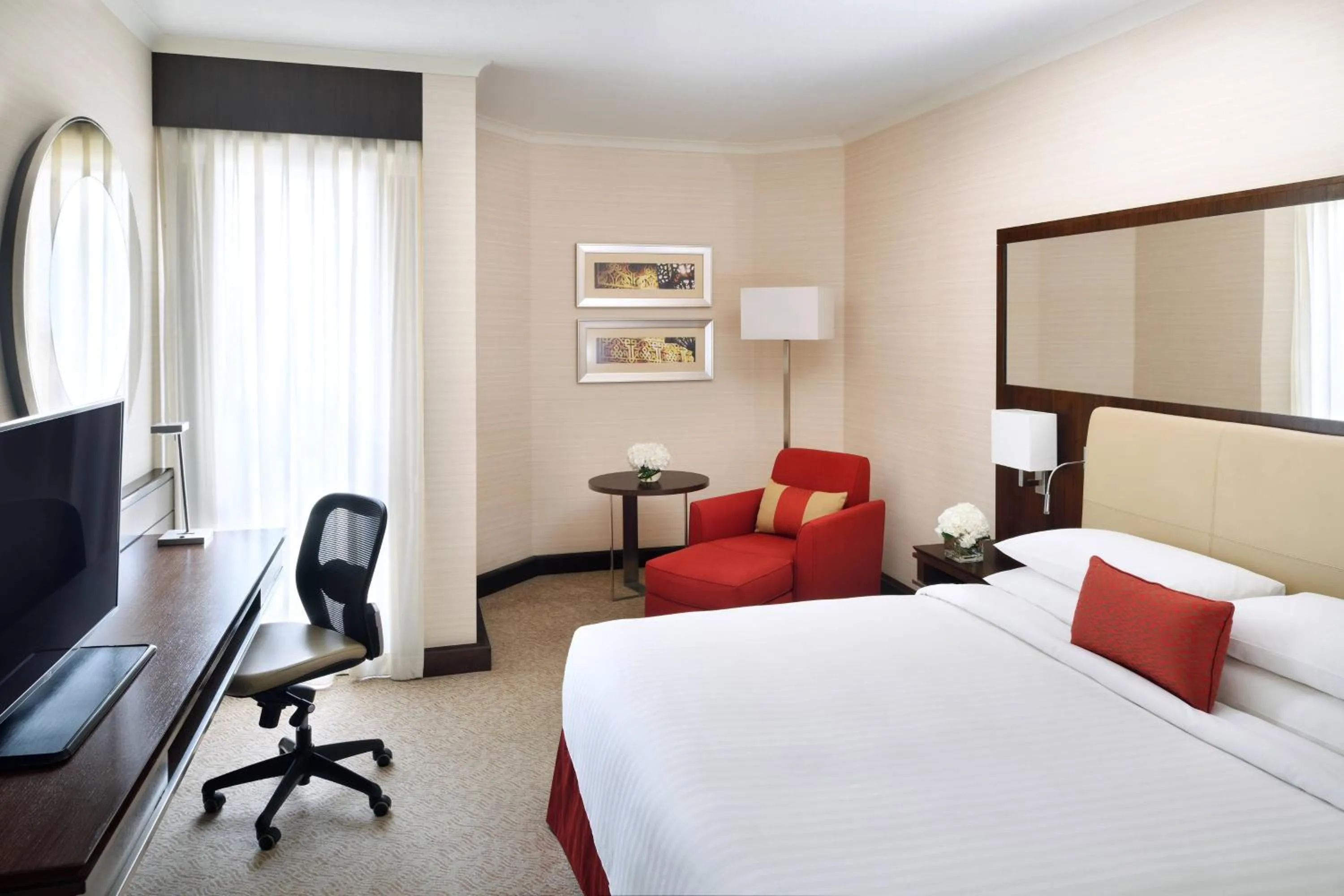 Bedroom, Bed in Riyadh Marriott Hotel