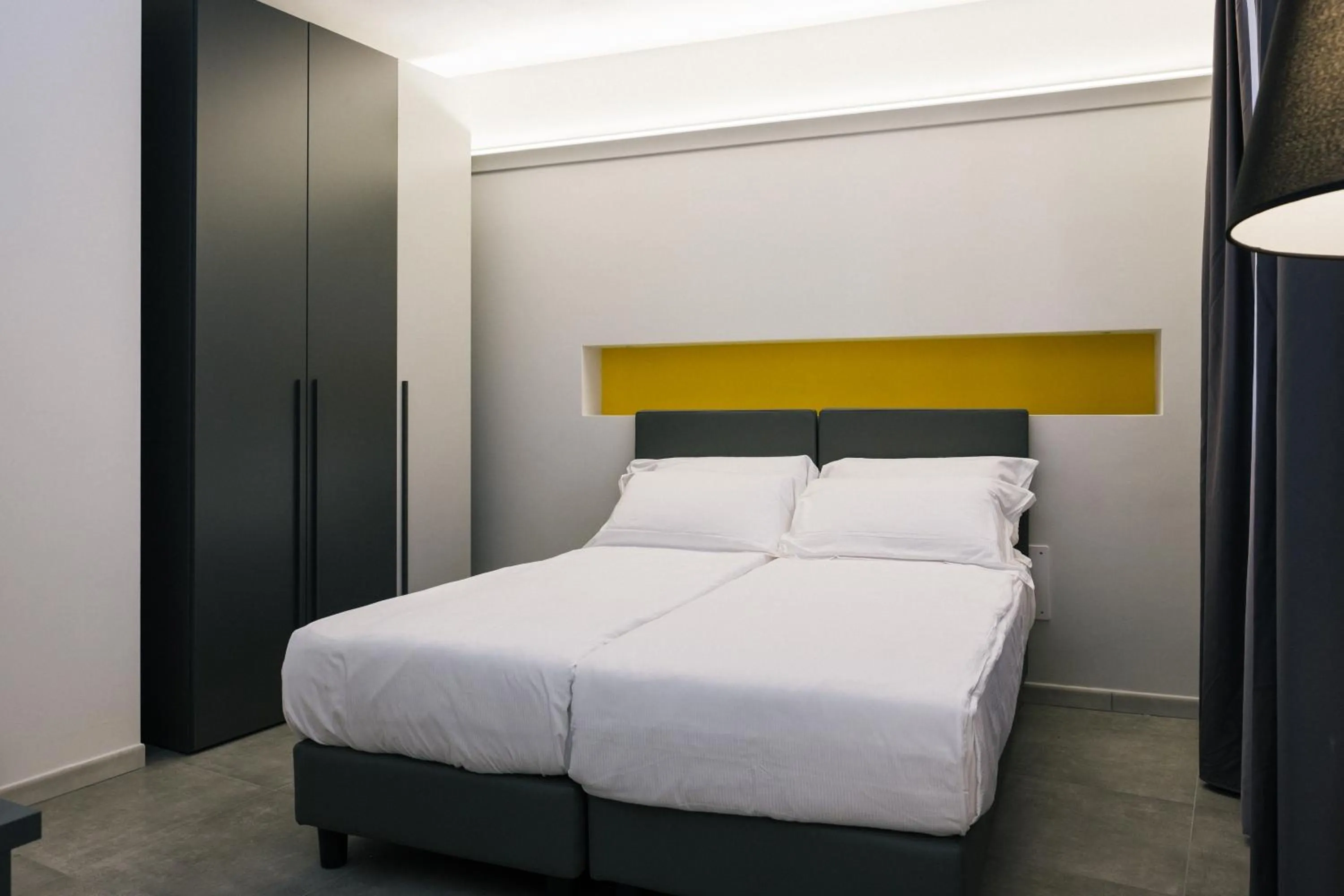 Photo of the whole room, Bed in Amiata Suite