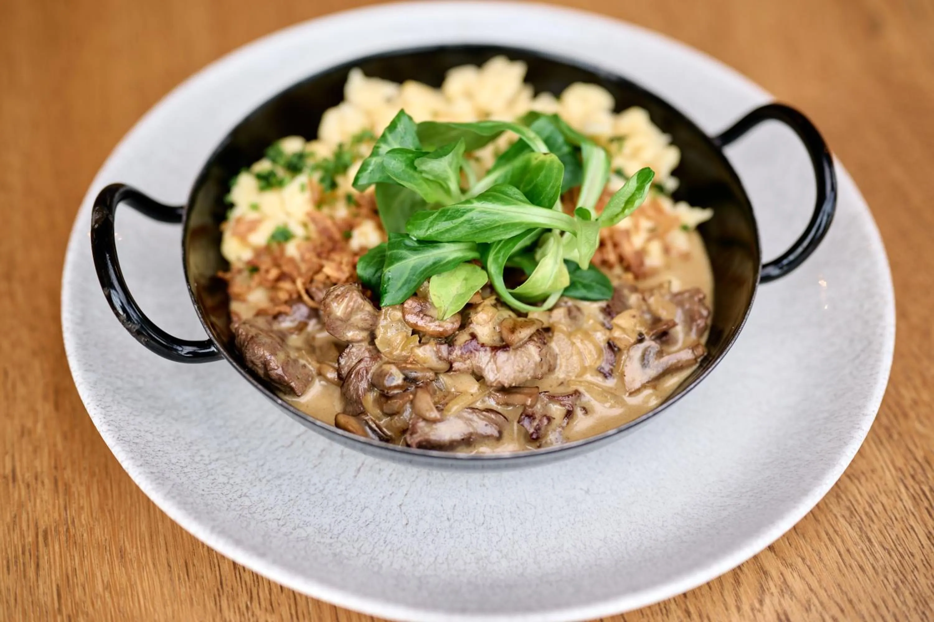 Restaurant/places to eat in Alpendorf Hotel Stern