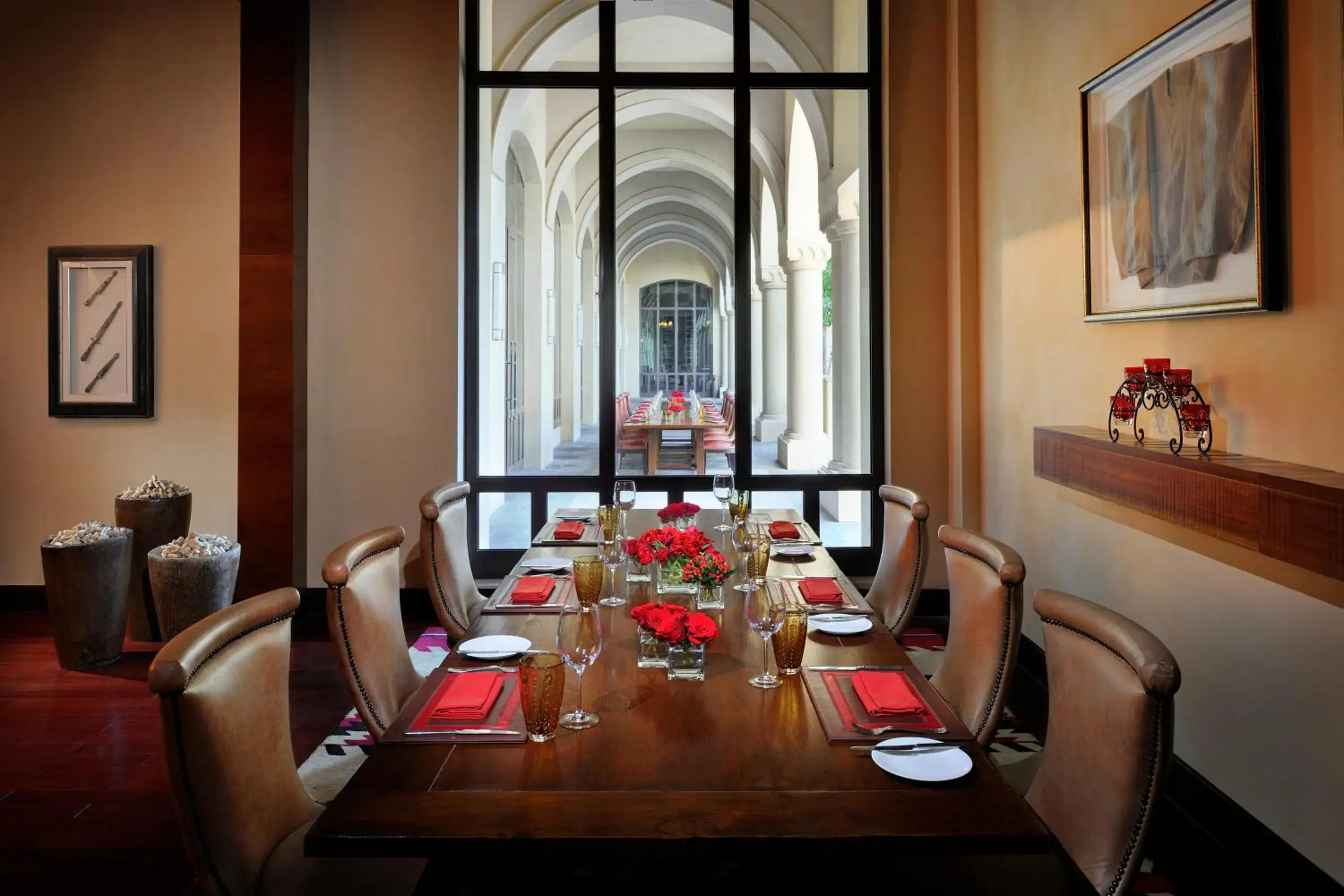 Restaurant/places to eat in Palace Downtown Restaurant/places to eat in Palace Downtown