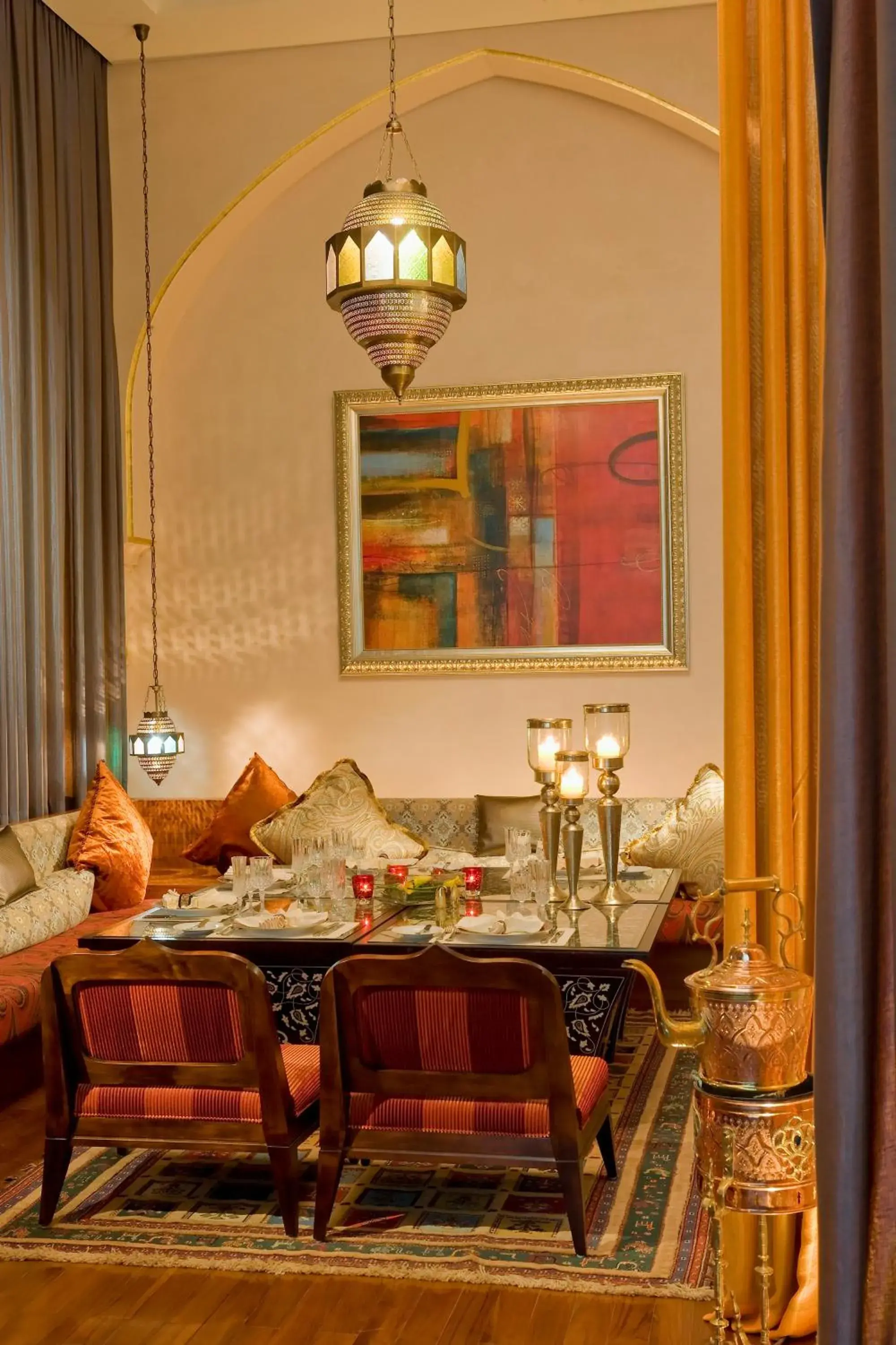 Restaurant/places to eat in Palace Downtown Restaurant/places to eat in Palace Downtown