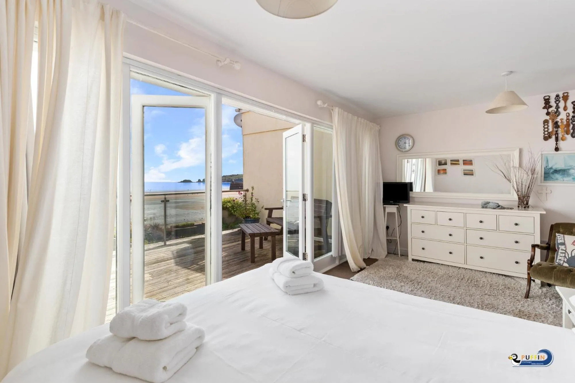 Other, Bed in Kilmore - Beach Front House, Direct Beach Access, Spectacular Sea Views