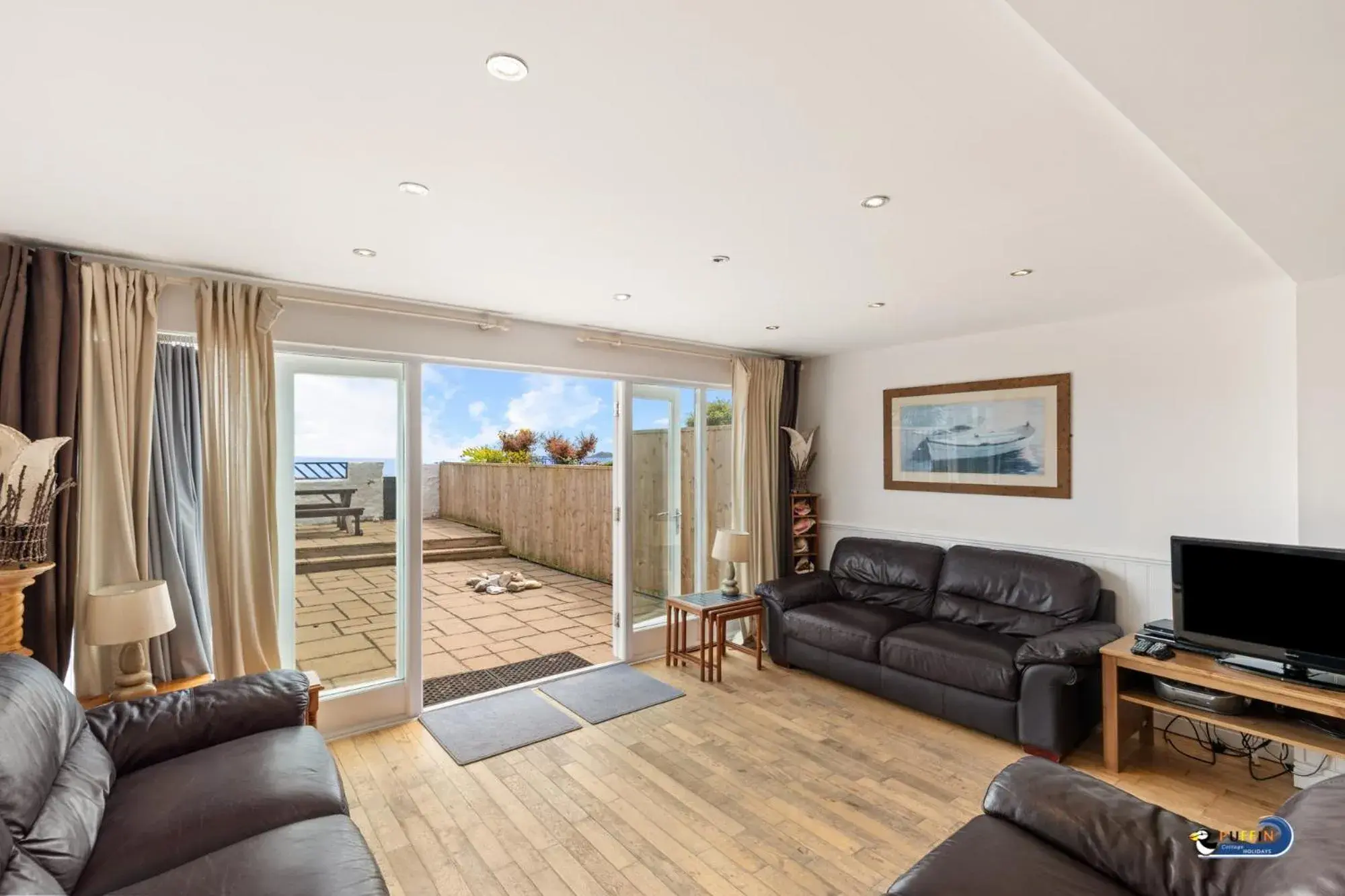 Kilmore - Beach Front House, Direct Beach Access, Spectacular Sea Views Kilmore - Beach Front House, Direct Beach Access, Spectacular Sea Views