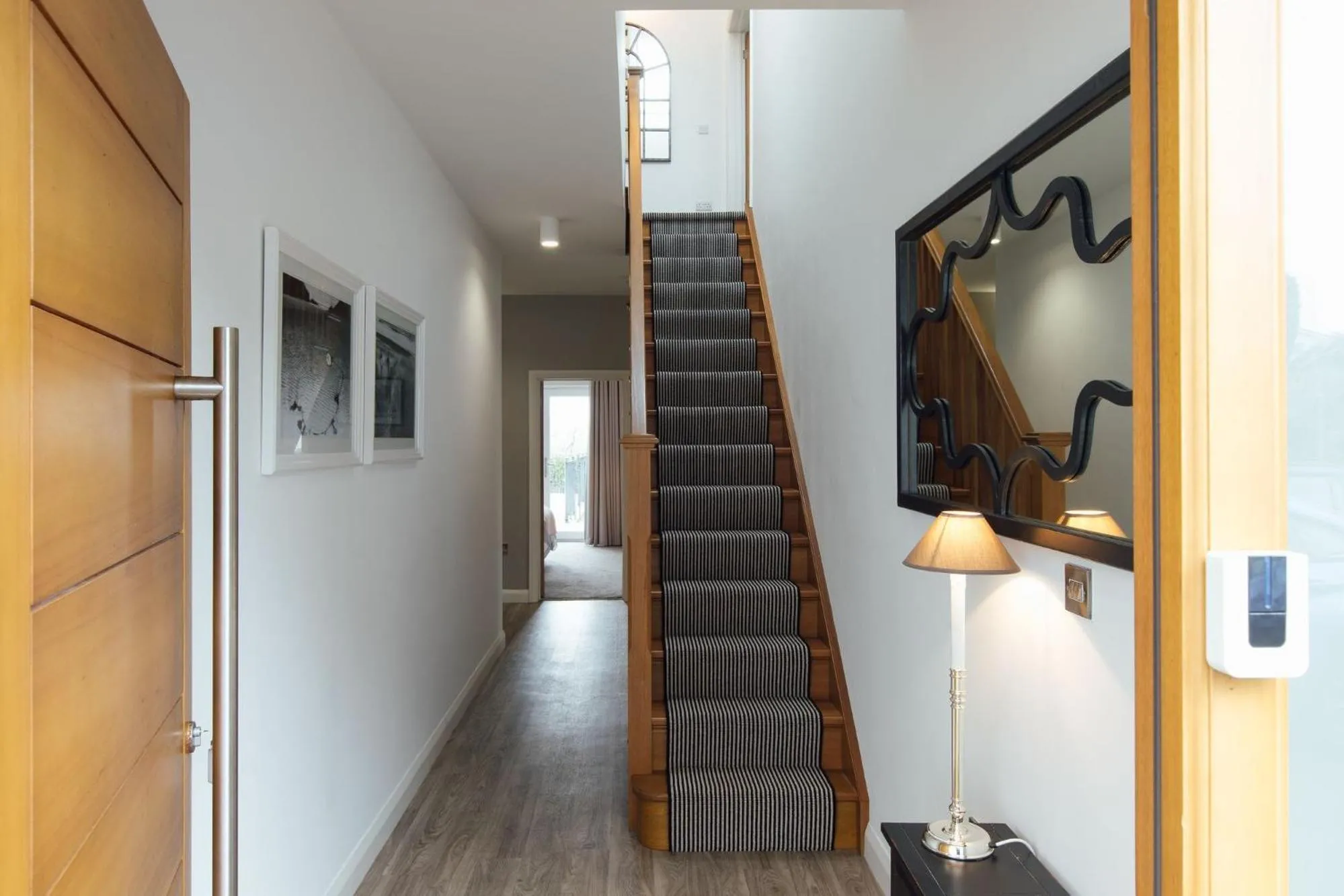The Hawthorns - Large Luxury Cottage, Hot Tub, Sea Views
