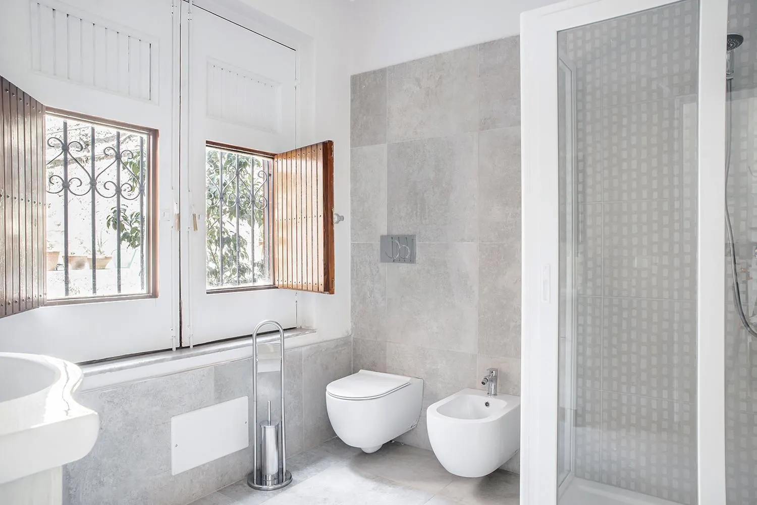 Bathroom in Euphorbia Apartment by Wonderful Italy